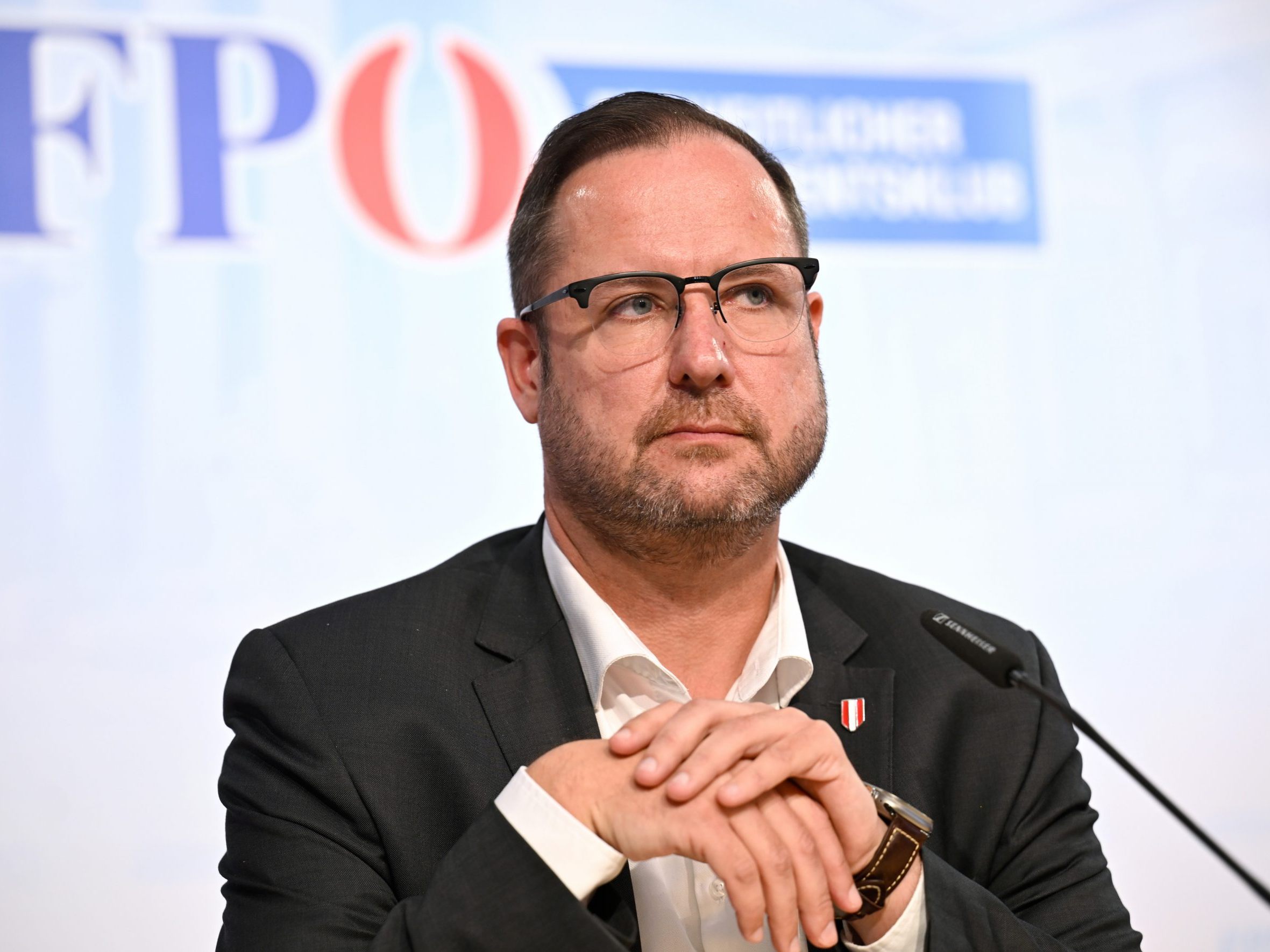 Die FPÖ schaltet den Nationalen Sicherheitsrat ein. Die FPÖ schaltet den Nationalen Sicherheitsrat ein.