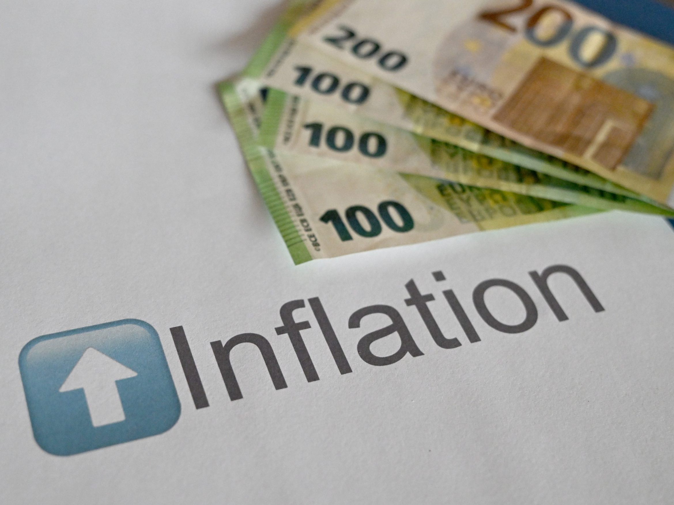 Die Inflation ist im Mai auf 3,3 Prozent gesunken. Die Inflation ist im Mai auf 3,3 Prozent gesunken.