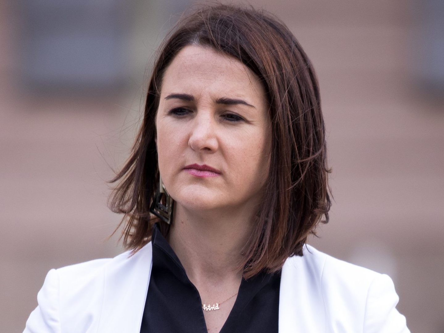 Mair spricht sich für eine Vollzeitarbeit-Pflicht nach einem abgeschlossenen Studium aus.