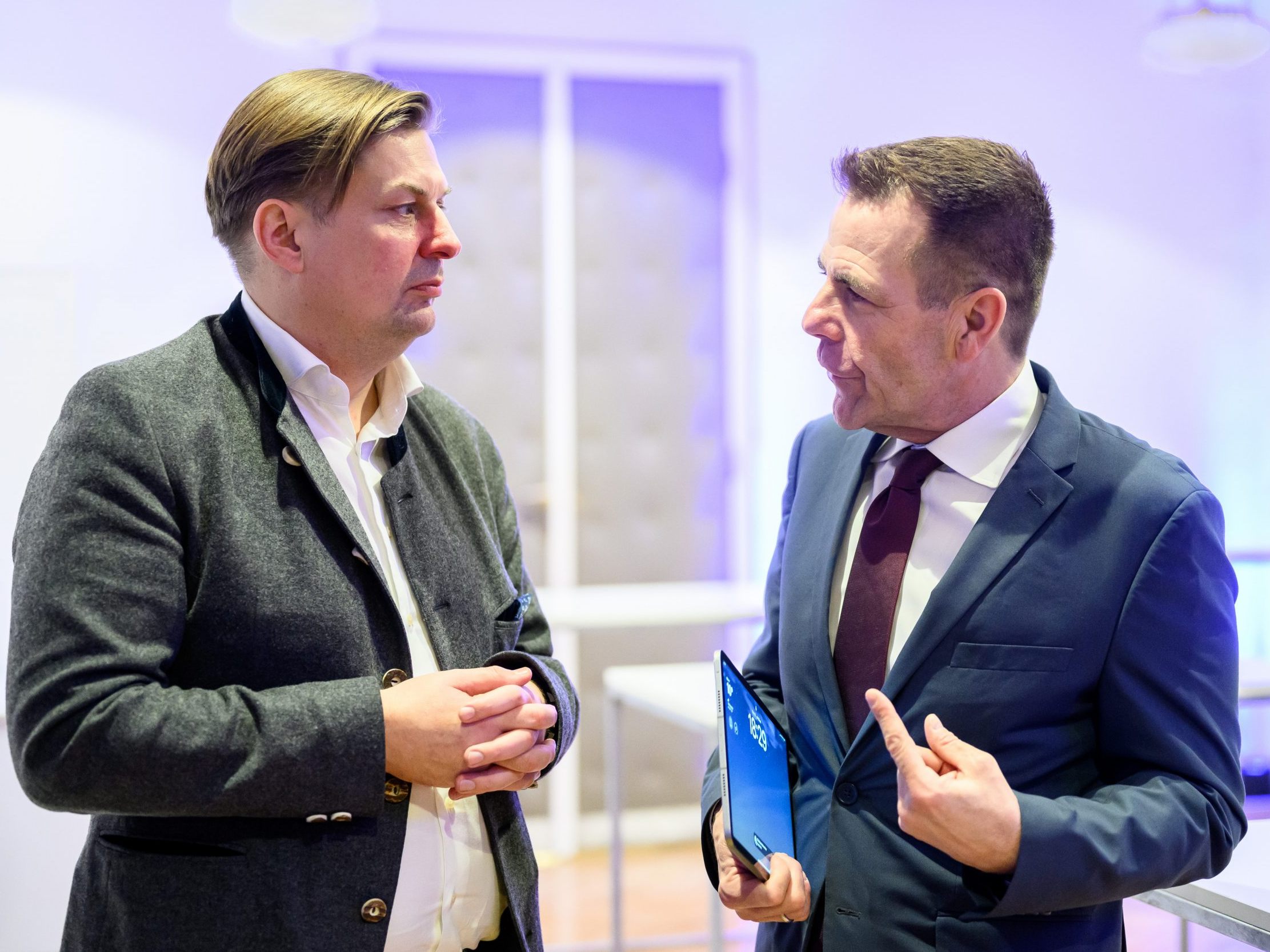 Die FPÖ hält an der Zusammenarbeit mit der AfD fest.