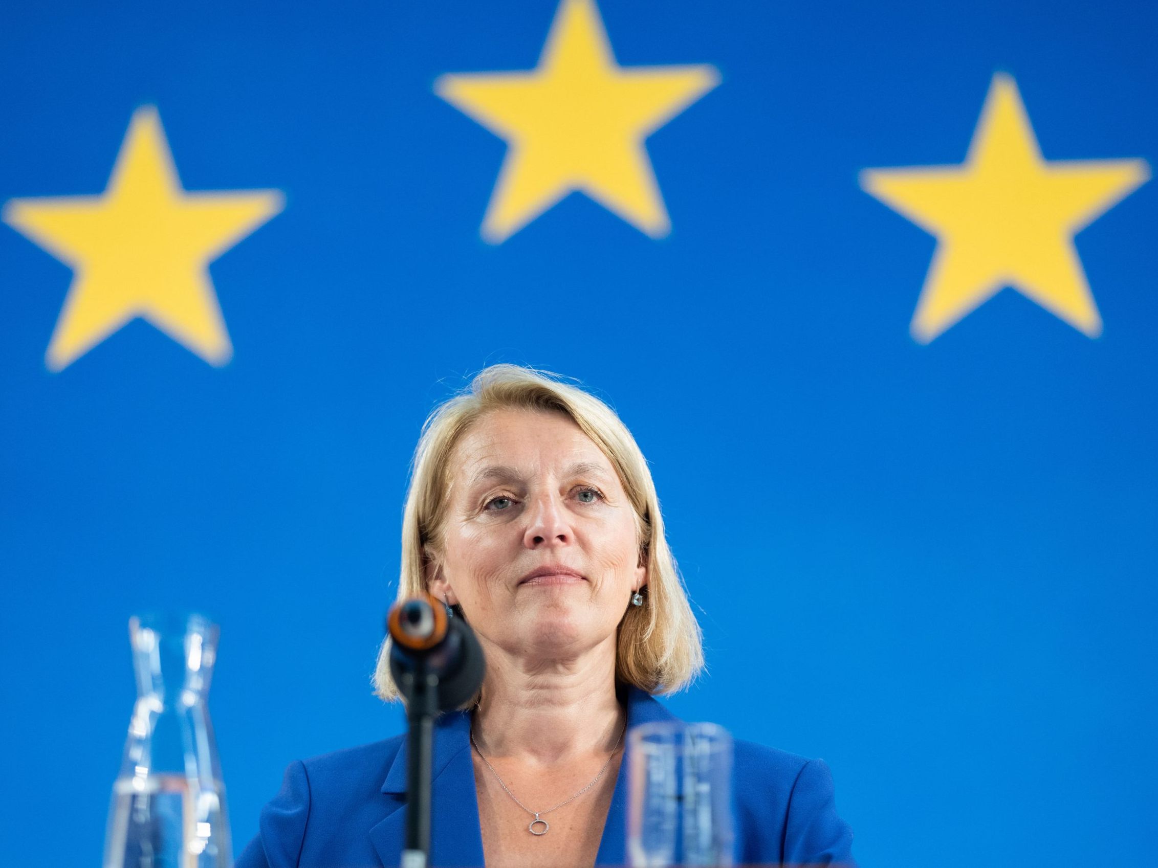 EU-Parlament-Vizepräsidentin Evelyn Regner fordert Schwangerschaftsabbruch als EU-Grundrecht.