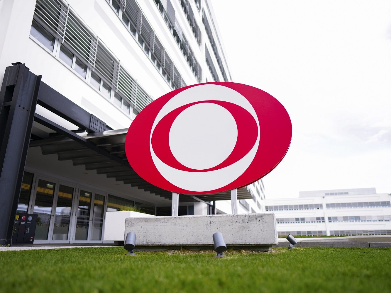 Schrom ist früherer ORF-TV-News-Chefredakteur.