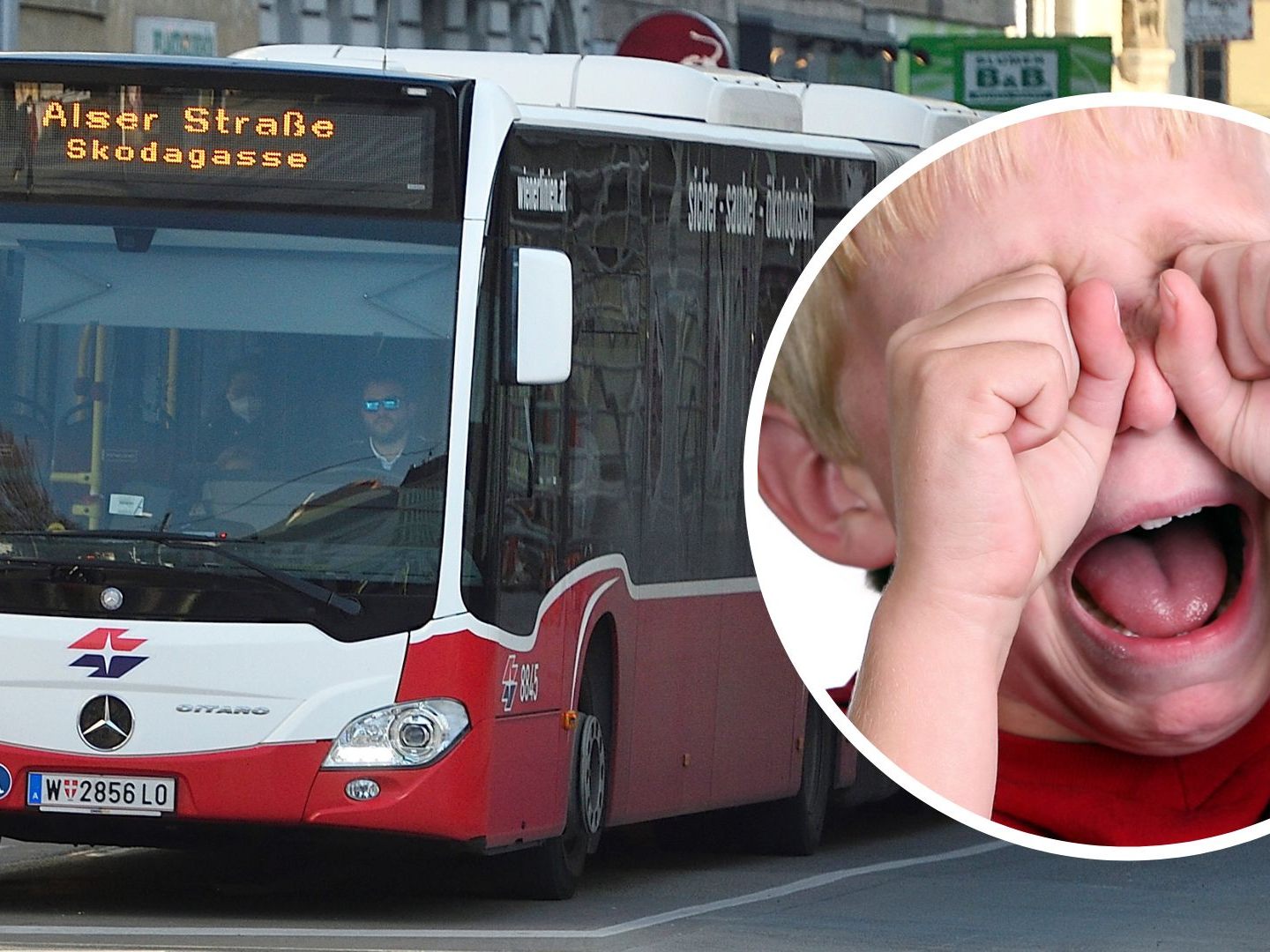 Ein Lenker der Linie 13A hat eine Mutter mit ihrem weinenden Kleinkind aufgefordert, den Bus zu verlassen. Ein Lenker der Linie 13A hat eine Mutter mit ihrem weinenden Kleinkind aufgefordert, den Bus zu verlassen.