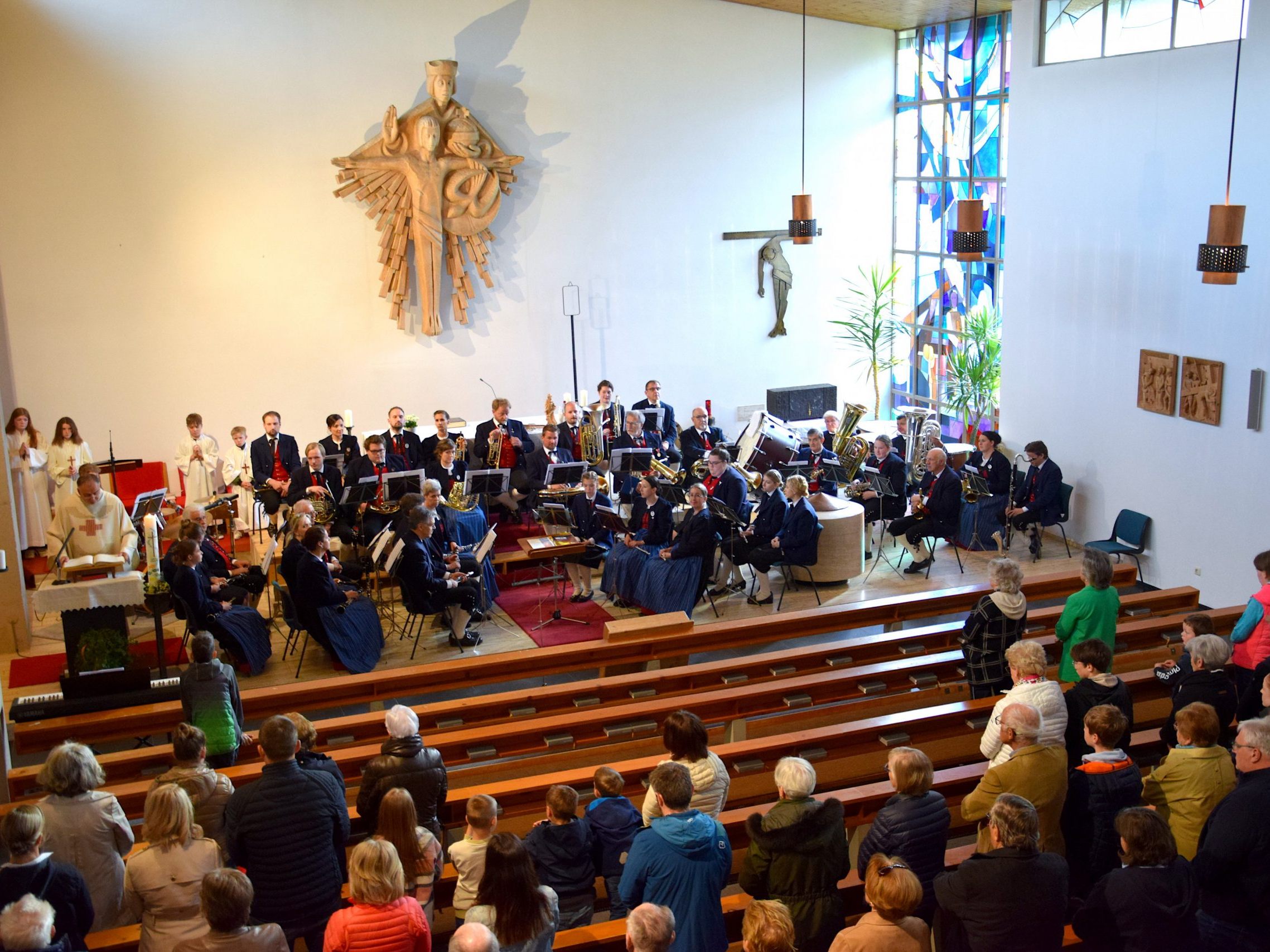 Die Trachtenkapelle Gantschier musizierte in der Pfarrkirche Gantschier. Die Trachtenkapelle Gantschier musizierte in der Pfarrkirche Gantschier.