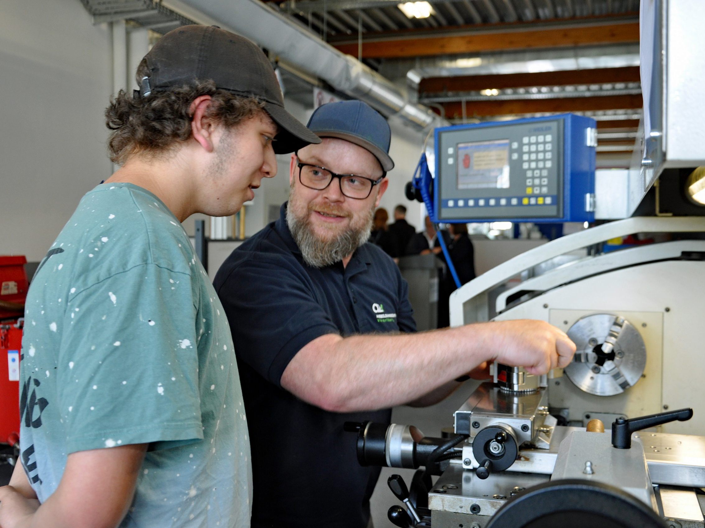 Am neuen Standort werden alle Lehrberufe aus dem Metallbereich ausgebildet. Am neuen Standort werden alle Lehrberufe aus dem Metallbereich ausgebildet.