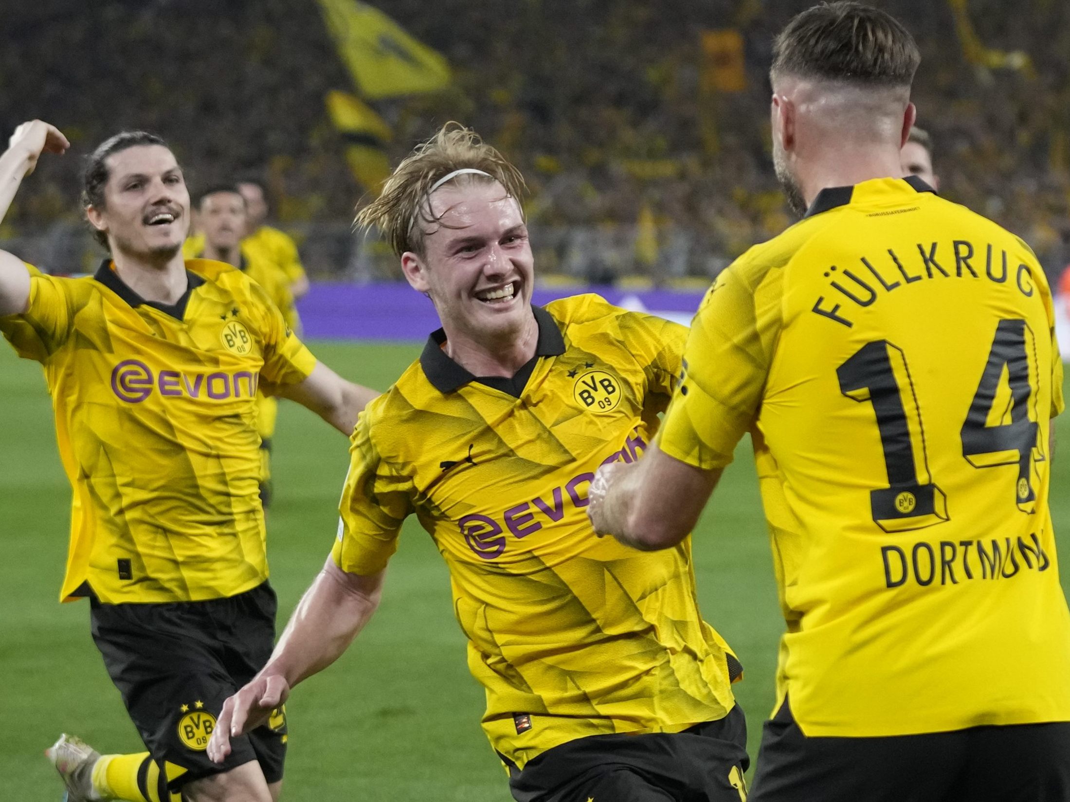 Im Hinspiel in Dortmund setzte sich die Borussia mit 1:0 gegen Paris SG durch. Im Hinspiel in Dortmund setzte sich die Borussia mit 1:0 gegen Paris SG durch.