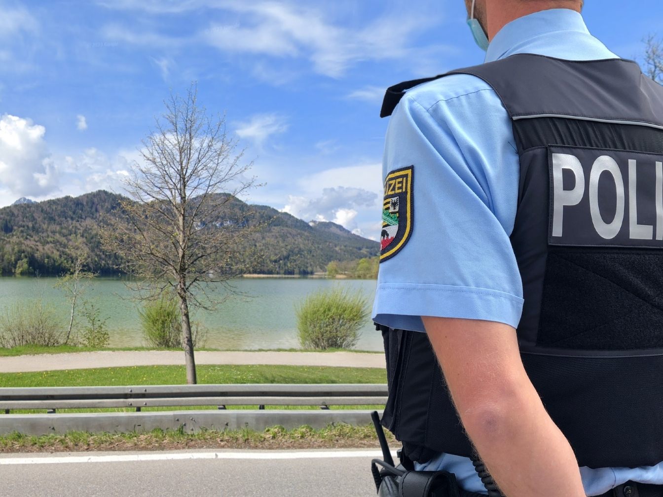 Fund von abgestürztem Kinderwagen und kopflosem Kadaver (Symbolbild)