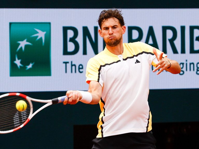 Dominic Thiem scheidet bei den French Open 2024 in der zweiten Qualifikationsrunde gegen Otto Virtanen aus. Dominic Thiem scheidet bei den French Open 2024 in der zweiten Qualifikationsrunde gegen Otto Virtanen aus.