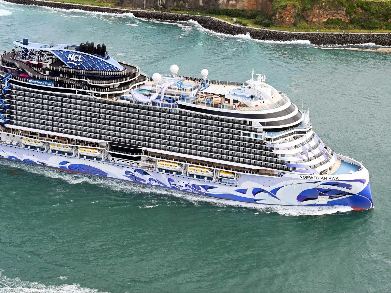 Das Schiff legte ohne das Paar ab.