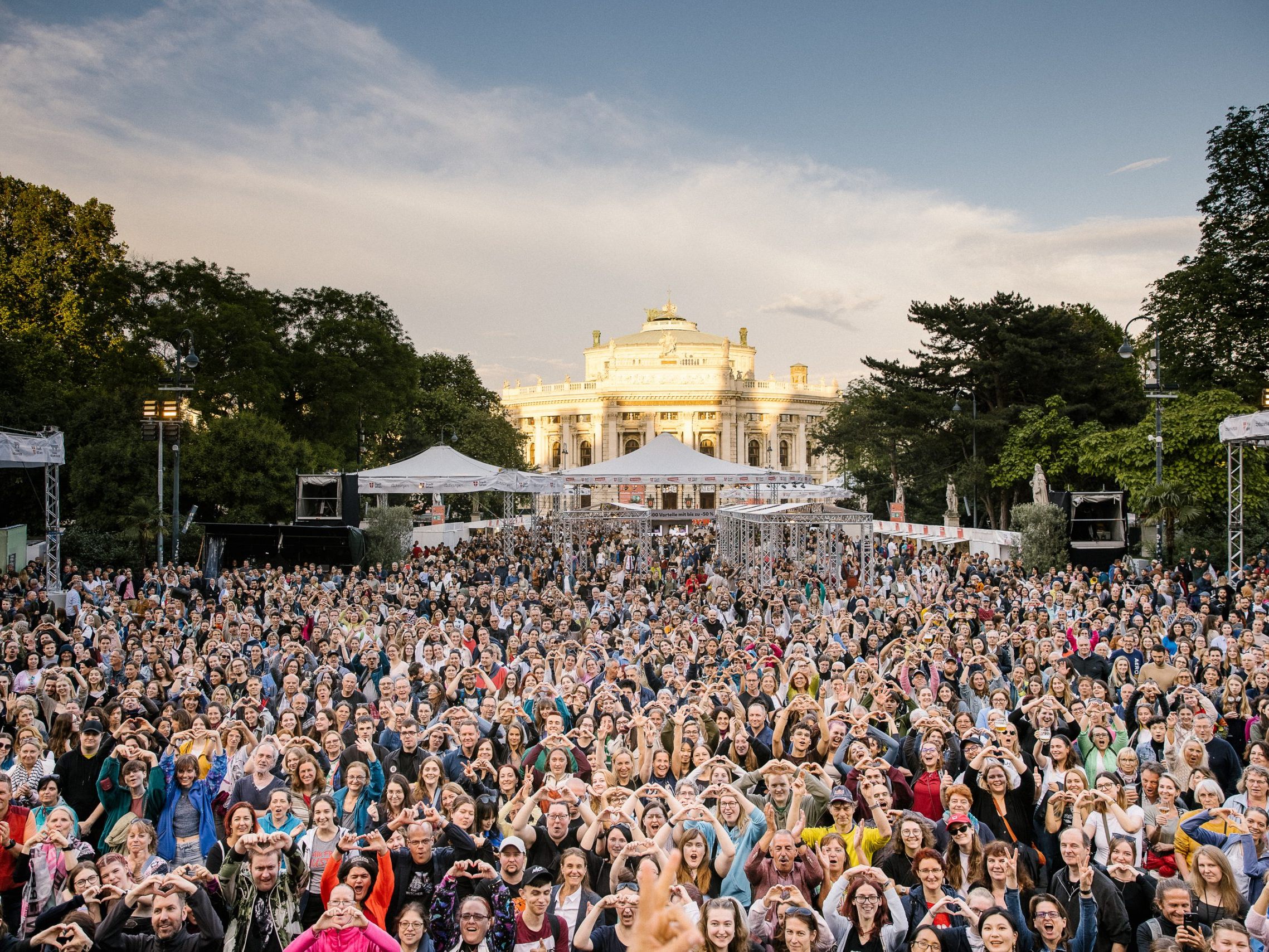 Gelungene Premiere des "Wienliebe-Festivals" trotz wechselhaften Wetters.