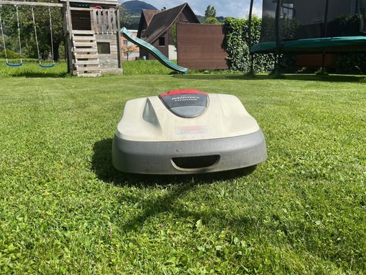 Rasenroboter