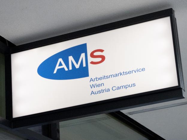 367.847 Menschen waren im April ohne Job. 367.847 Menschen waren im April ohne Job.