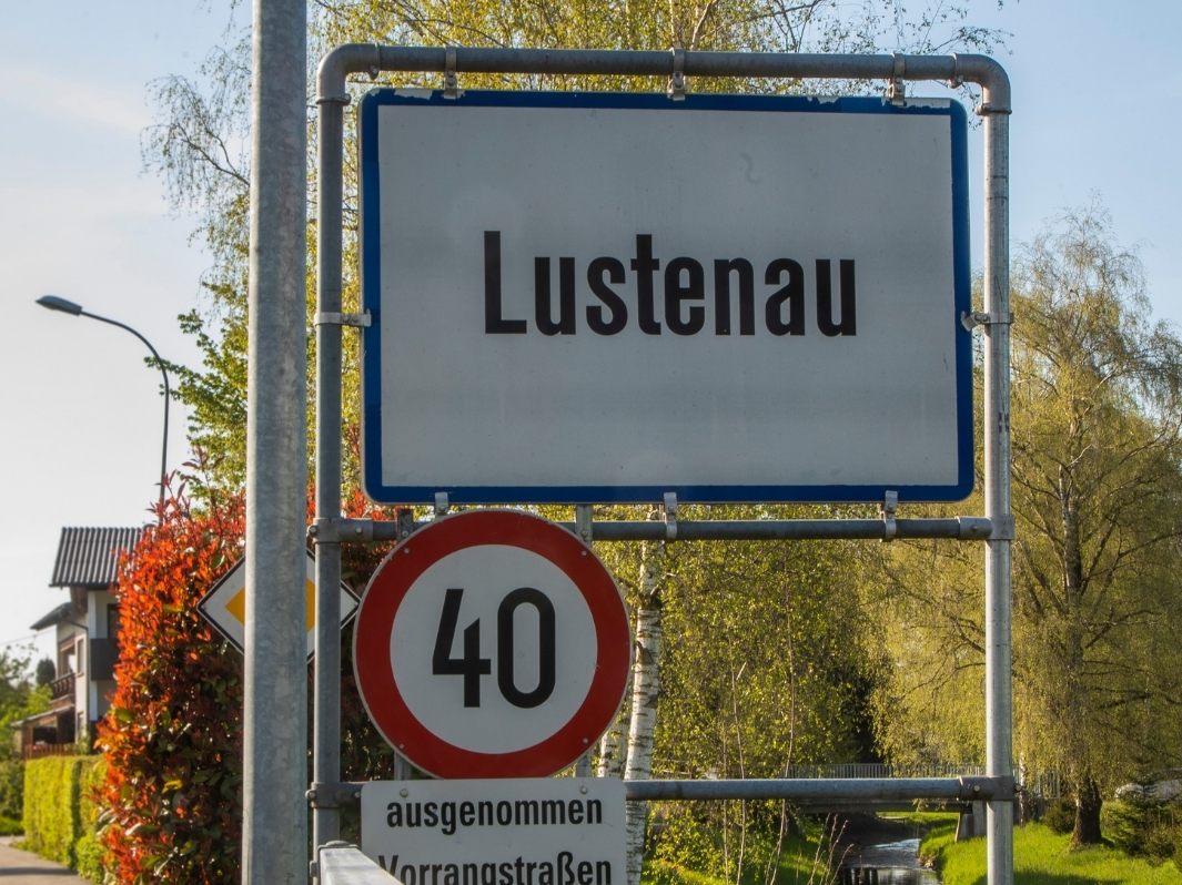 Die Polizei sucht nach Zeugen. (Symbolbild)