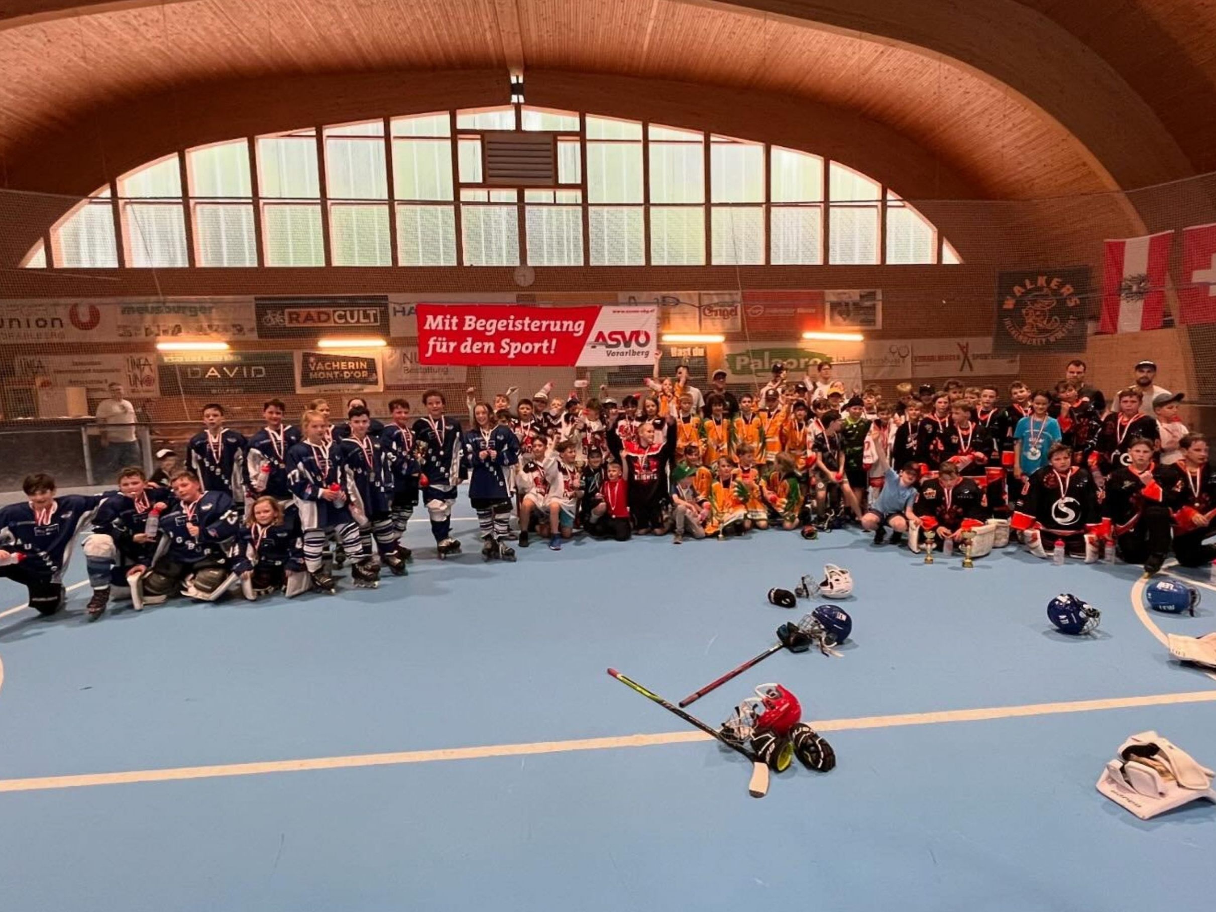 Inline-Youngsters aus drei Nationen kämpften am Wochenende in Wolfurt um den Masters-Titel Inline-Youngsters aus drei Nationen kämpften am Wochenende in Wolfurt um den Masters-Titel