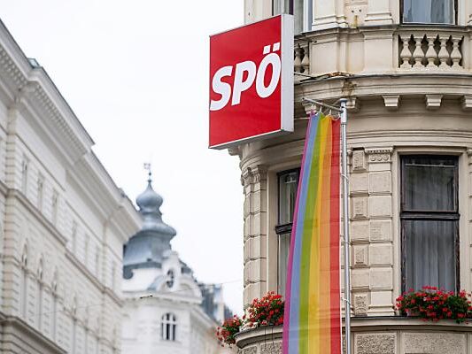 Die SPÖ sorgt sich um die Sicherheit der queeren Community.
