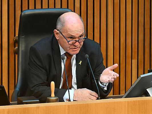 Sobotka scheidet nach der Wahl als Nationalratspräsident. Sobotka scheidet nach der Wahl als Nationalratspräsident.