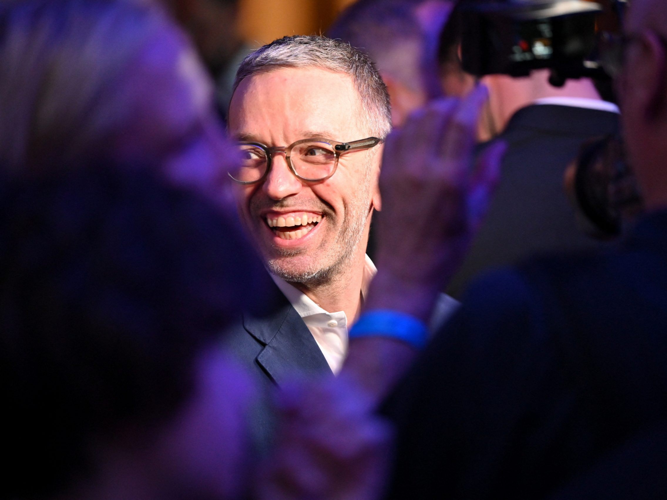 In Umfragen zur NR-Wahl liegt die FPÖ mit Pateichef Kickl derzeit vorne.