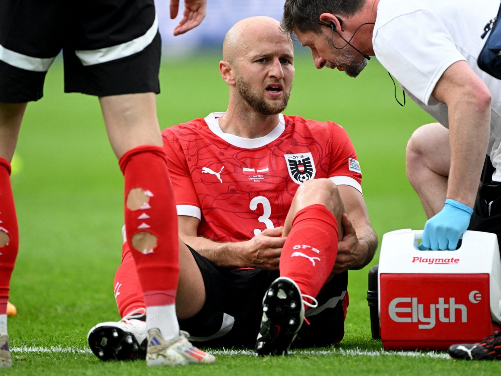 ÖFB-Torschütze Trauner musste gegen Polen verletzt ausgewechselt werden.