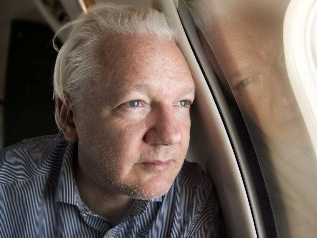 WikiLeaks-Gründer wurde aus britischem Hochsicherheitsgefängnis entlassen.