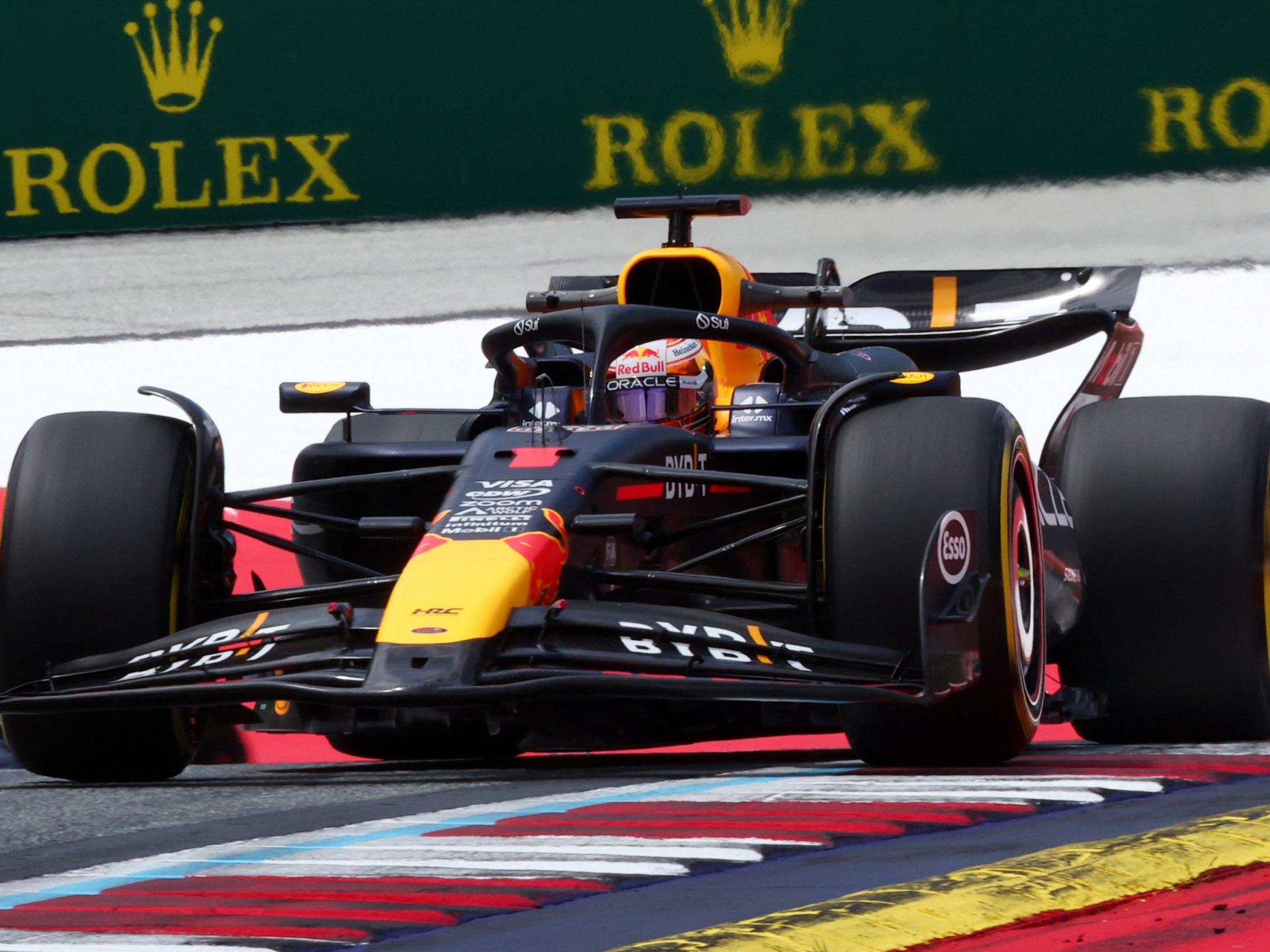 Max Verstappen hat im einzigen Training vor dem Großen Preis von Österreich in Spielberg die Bestzeit aufgestellt Max Verstappen hat im einzigen Training vor dem Großen Preis von Österreich in Spielberg die Bestzeit aufgestellt