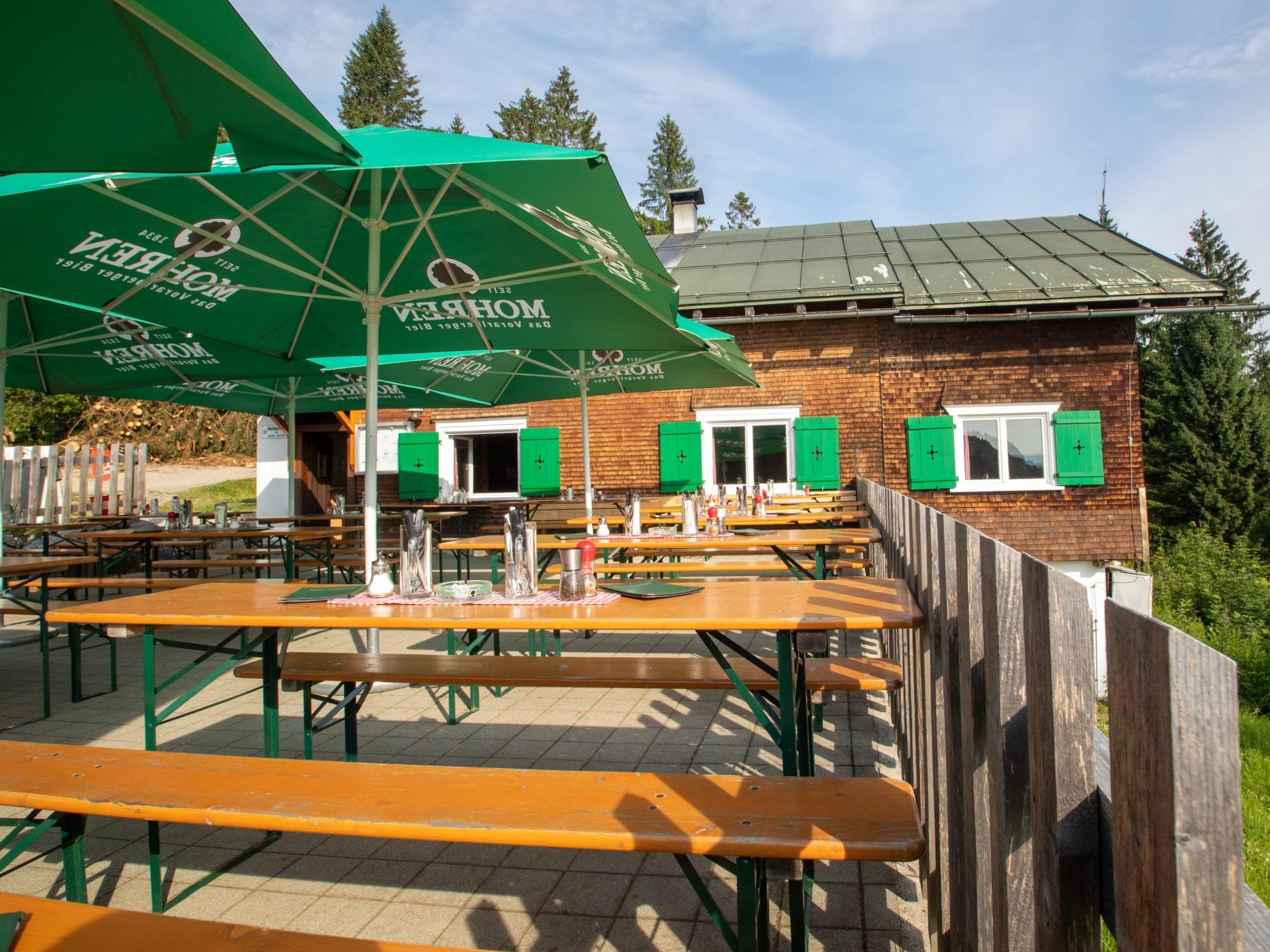 Lustenauer Hütte über den Sommer geschlossen.