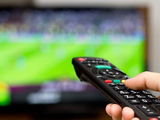 In vielen Büros gibt es Fernsehgeräte – das heißt aber nicht automatisch, dass die Angestellten die EM-Spiele schauen dürfen
