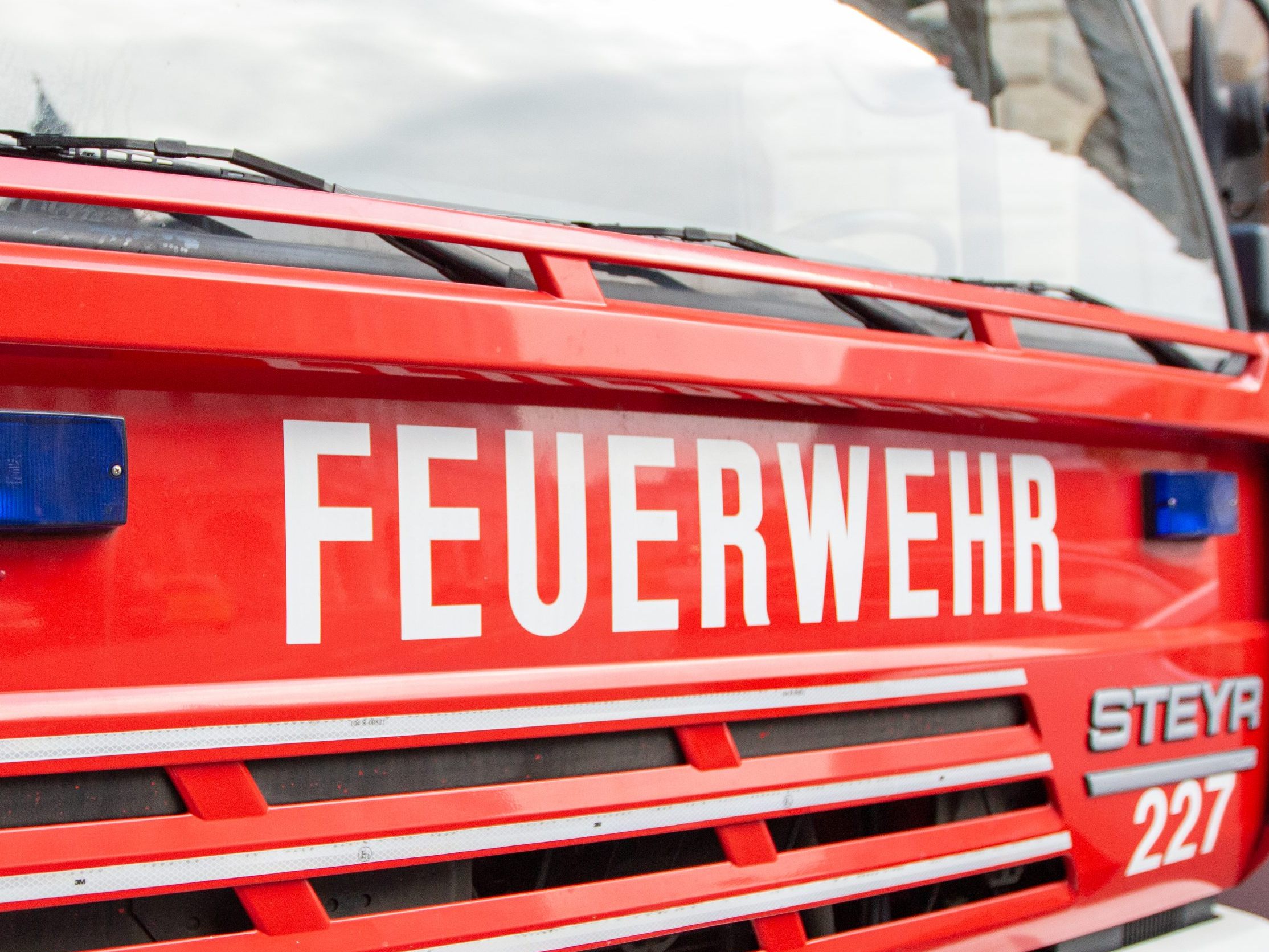 Einen Toten gab es bei einem Brand in einer Wiener Seniorenresidenz.