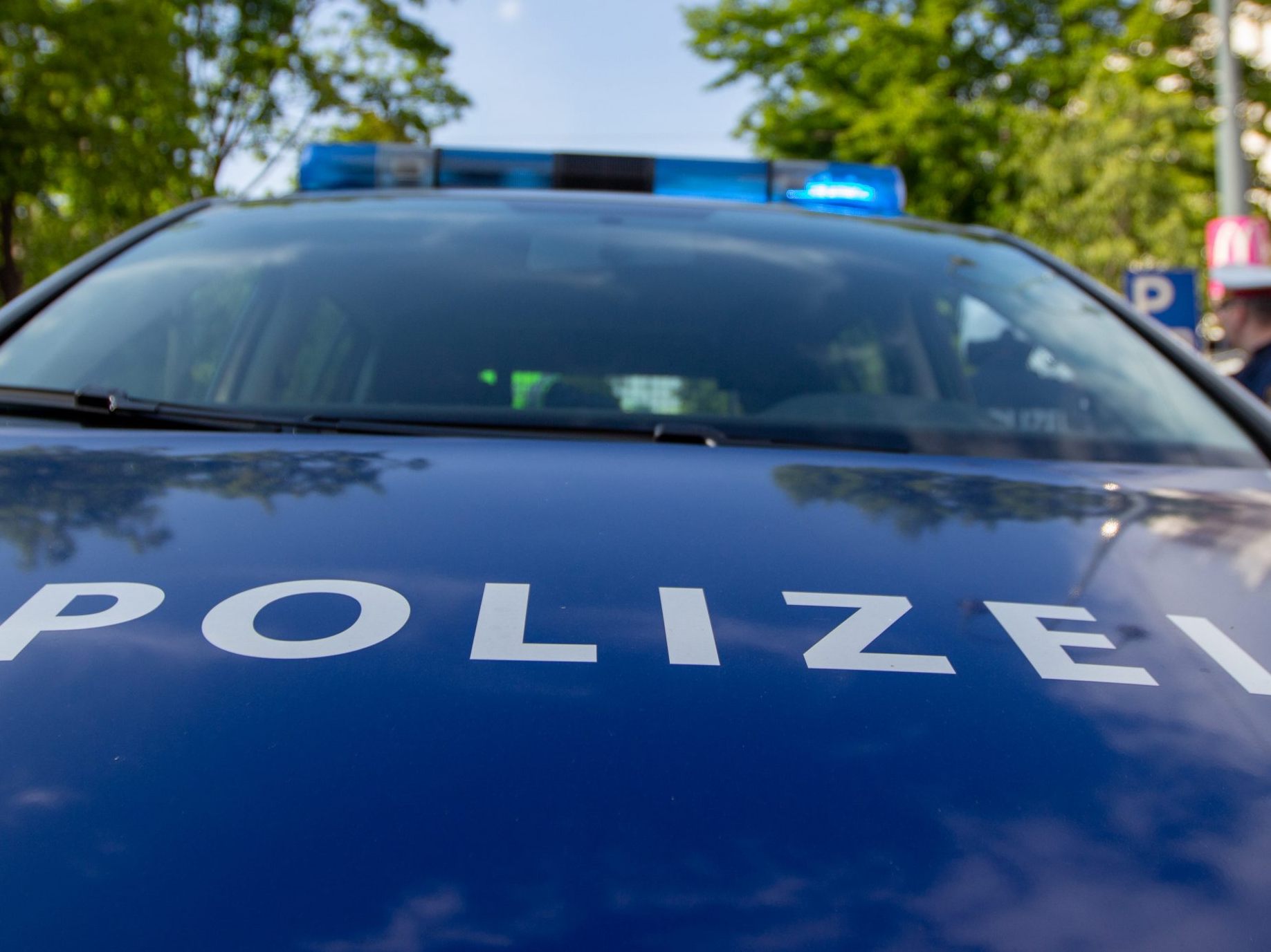 Die Wiener Polizei fahndete ohne Erfolg nach dem Verdächtigen. Die Wiener Polizei fahndete ohne Erfolg nach dem Verdächtigen.