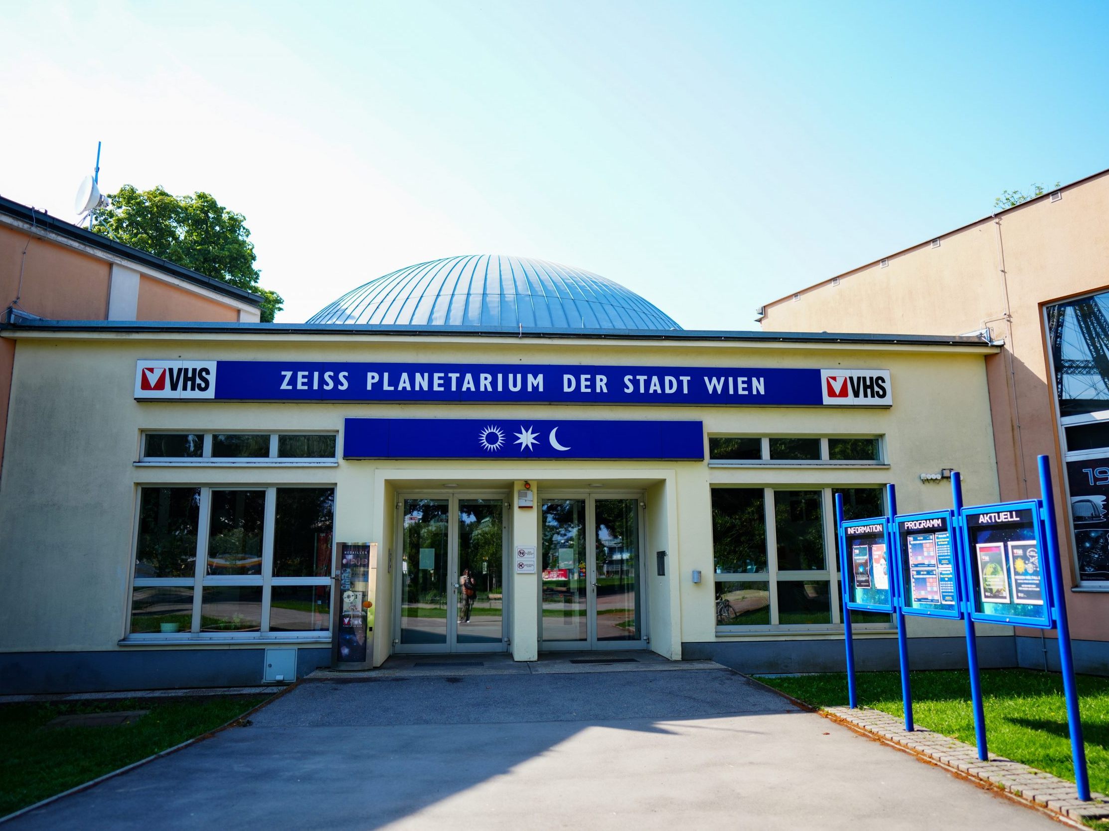 Das Planetarium Wien wird 60 Jahre alt. Das Planetarium Wien wird 60 Jahre alt.