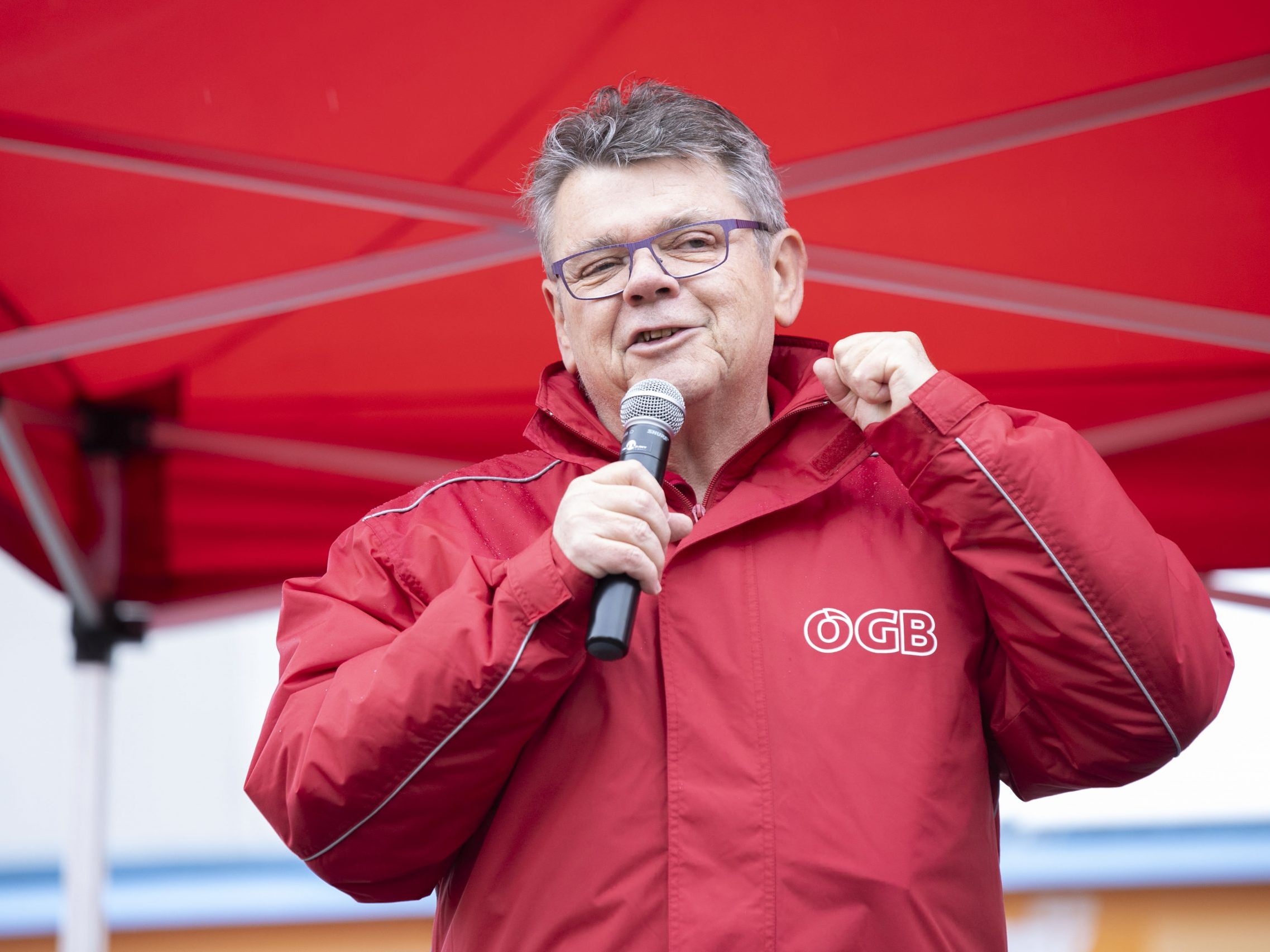 Katzian: Dank an Einsatzkräfte.
