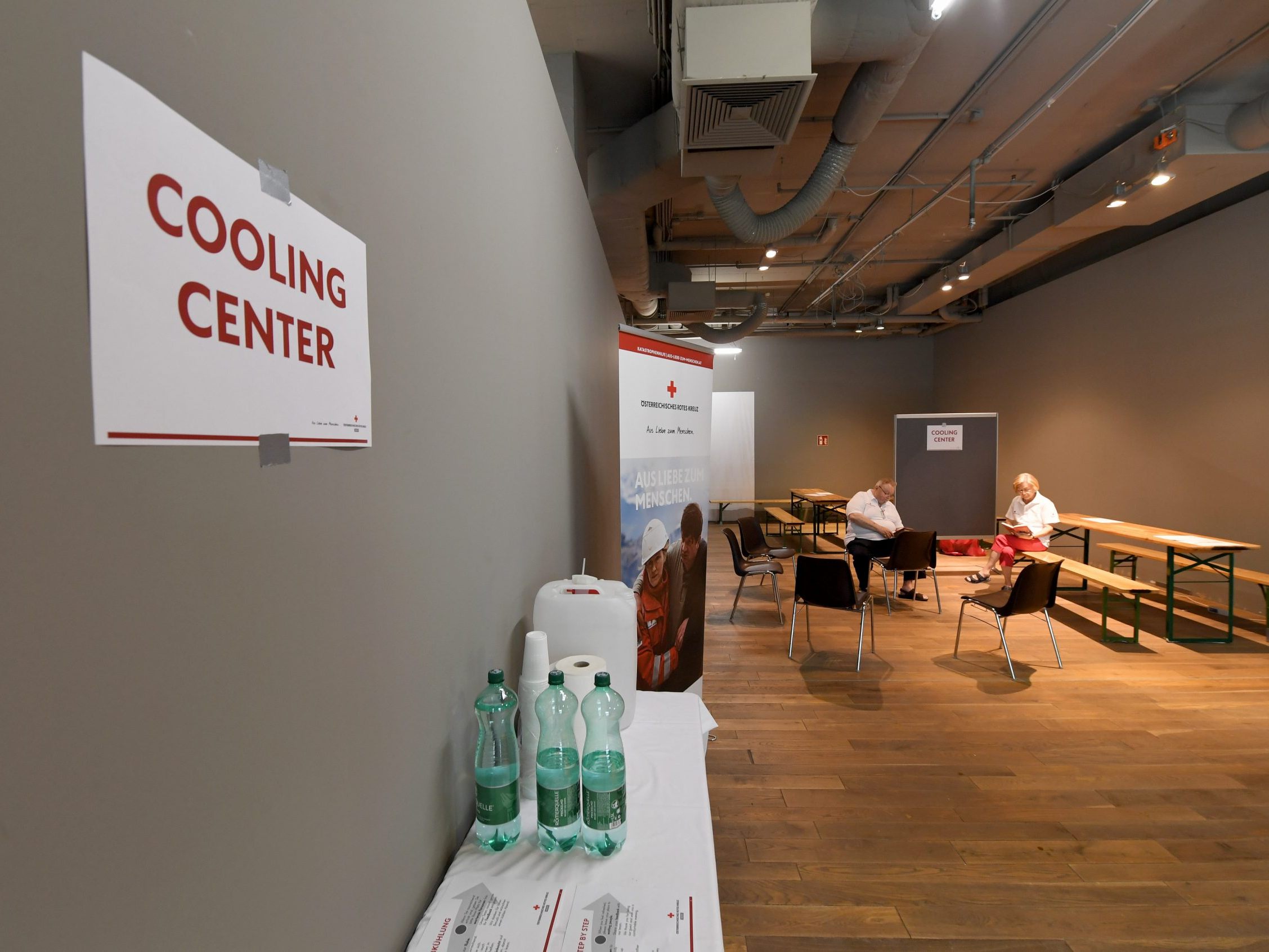 In Wien werden wieder zwei Cooling Center eröffnet. In Wien werden wieder zwei Cooling Center eröffnet.