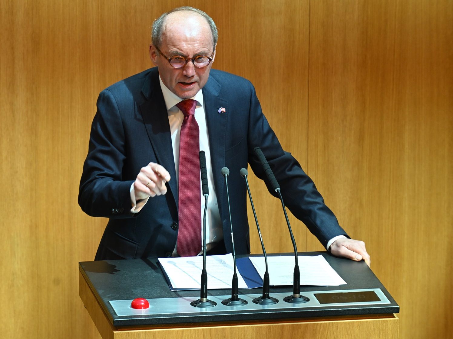 Die NR-Wahl steigt ohne einer eigenen Karas-Liste.