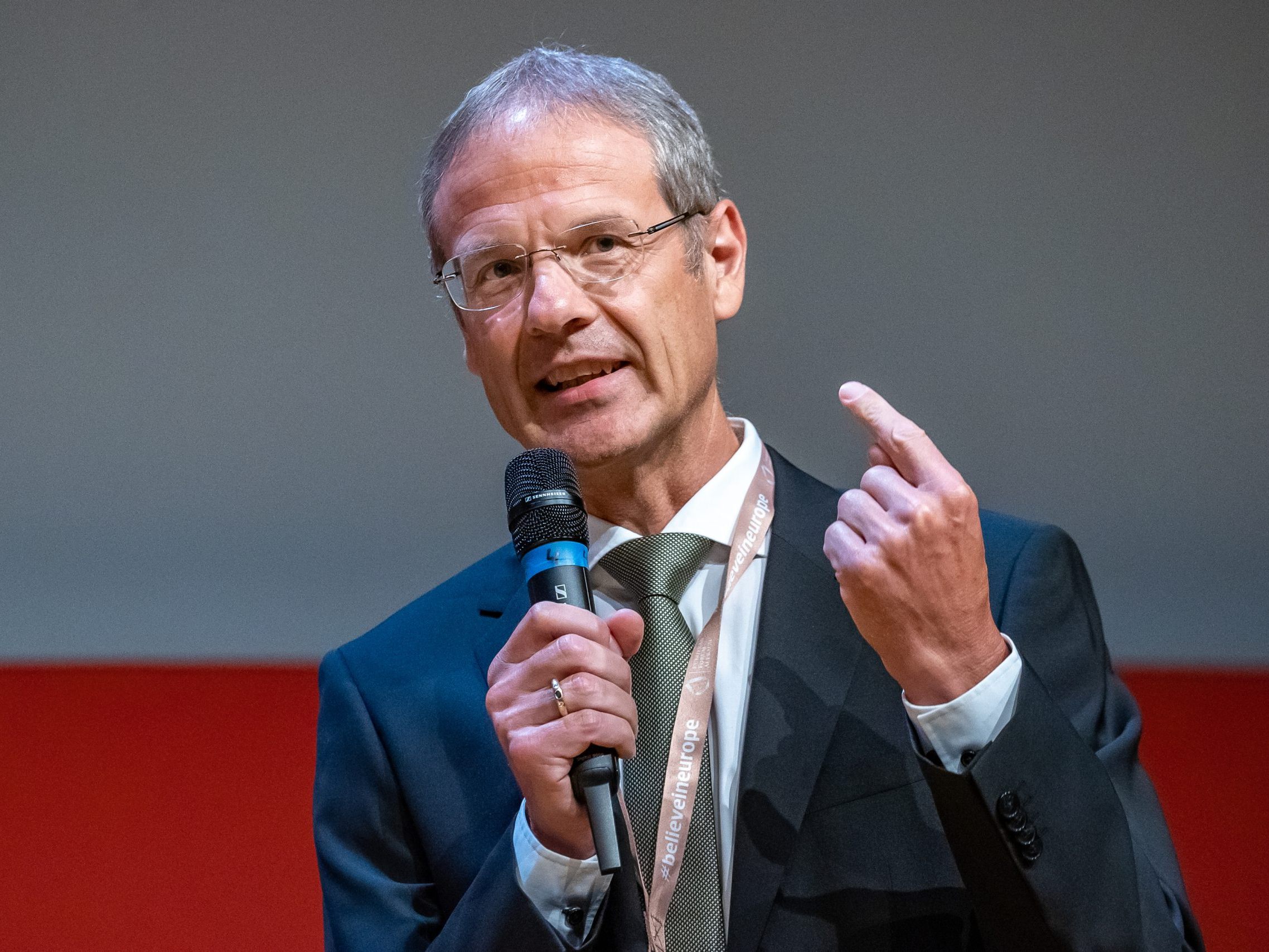 Im Bild: Walter Obwexer, Experte für Europäisches Verfassungsrecht. Im Bild: Walter Obwexer, Experte für Europäisches Verfassungsrecht.