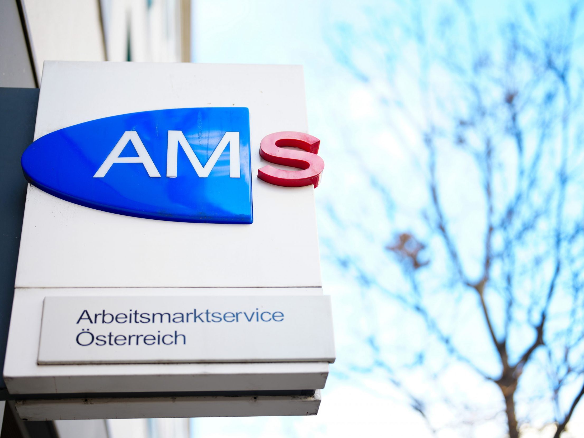 Die Arbeitlosigkeit ist im Mai gestiegen.