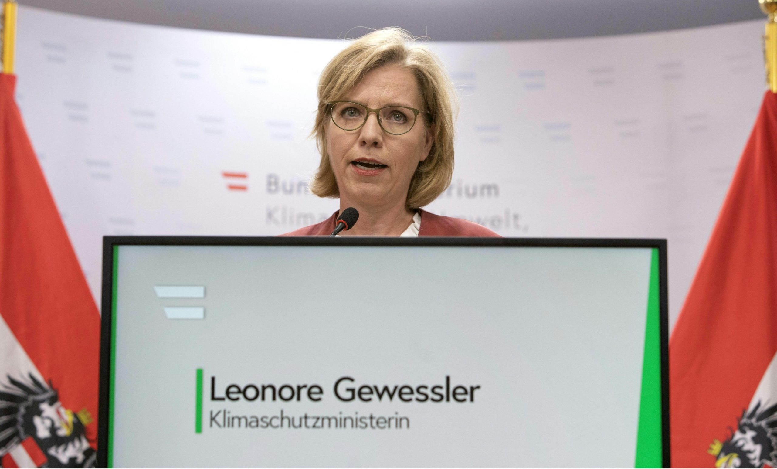 Klimaschutzministerin Leonore Gewessler (Grünen) im Rahmen einer Pressekonferenz zu aktuellen Entwicklungen rund um das EU-Renaturierungsgesetz Klimaschutzministerin Leonore Gewessler (Grünen) im Rahmen einer Pressekonferenz zu aktuellen Entwicklungen rund um das EU-Renaturierungsgesetz