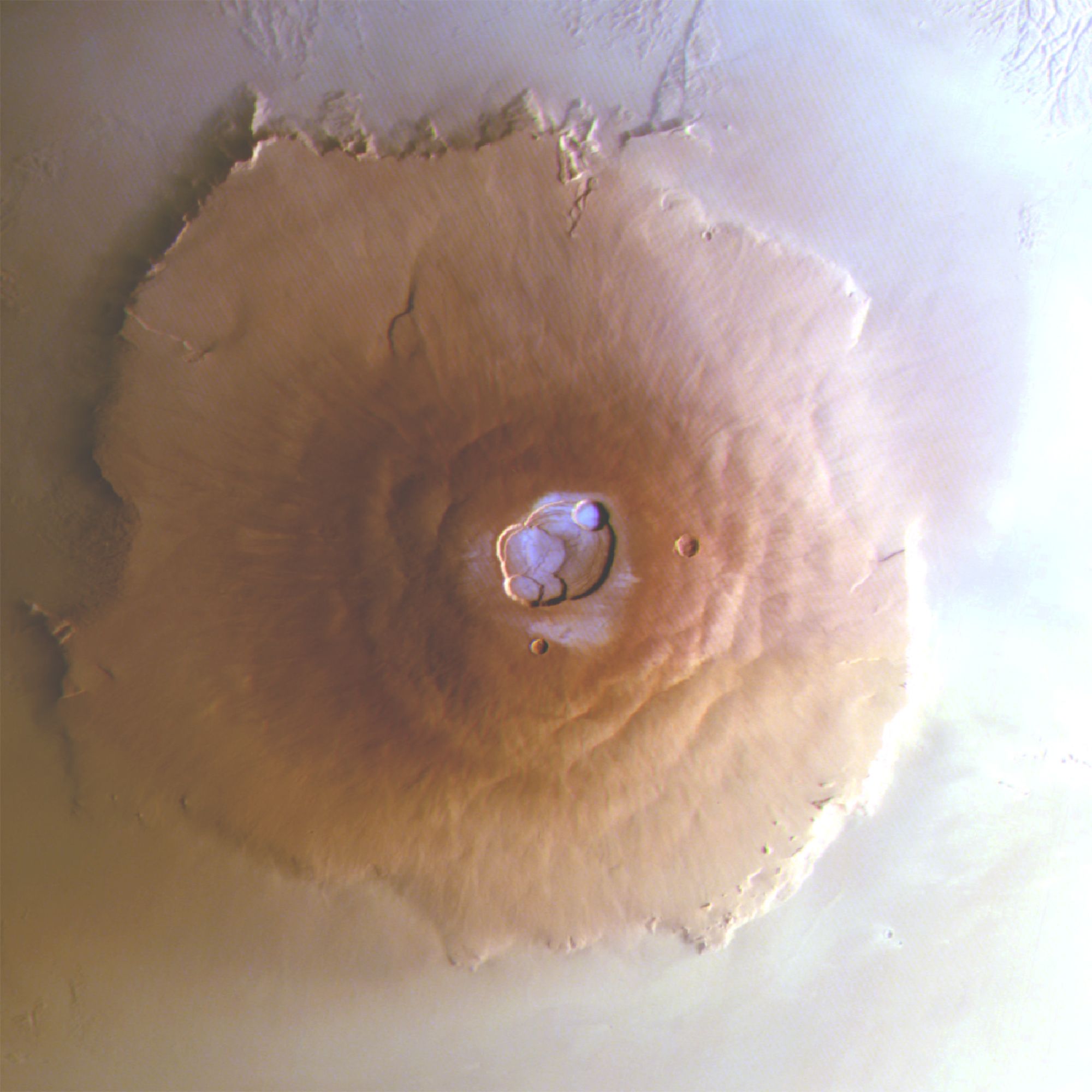 Auf den Vulkanen des Mars bilden sich dünne Reifablagerungen, die in der Sonne wieder verdampfen. Auf den Vulkanen des Mars bilden sich dünne Reifablagerungen, die in der Sonne wieder verdampfen.