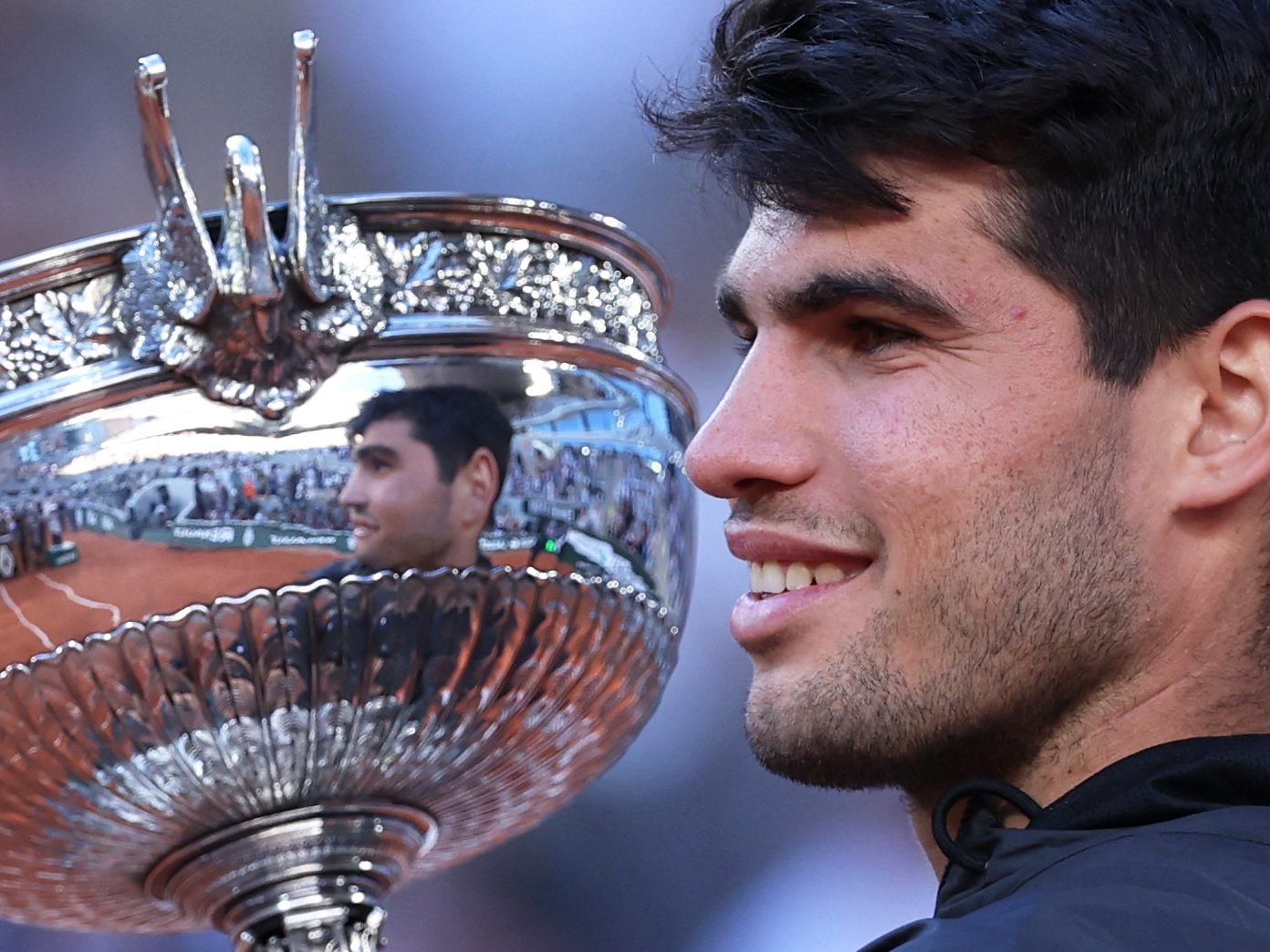 Der Spanier Carlos Alcaraz gewinnt die French Open. Der Spanier Carlos Alcaraz gewinnt die French Open.