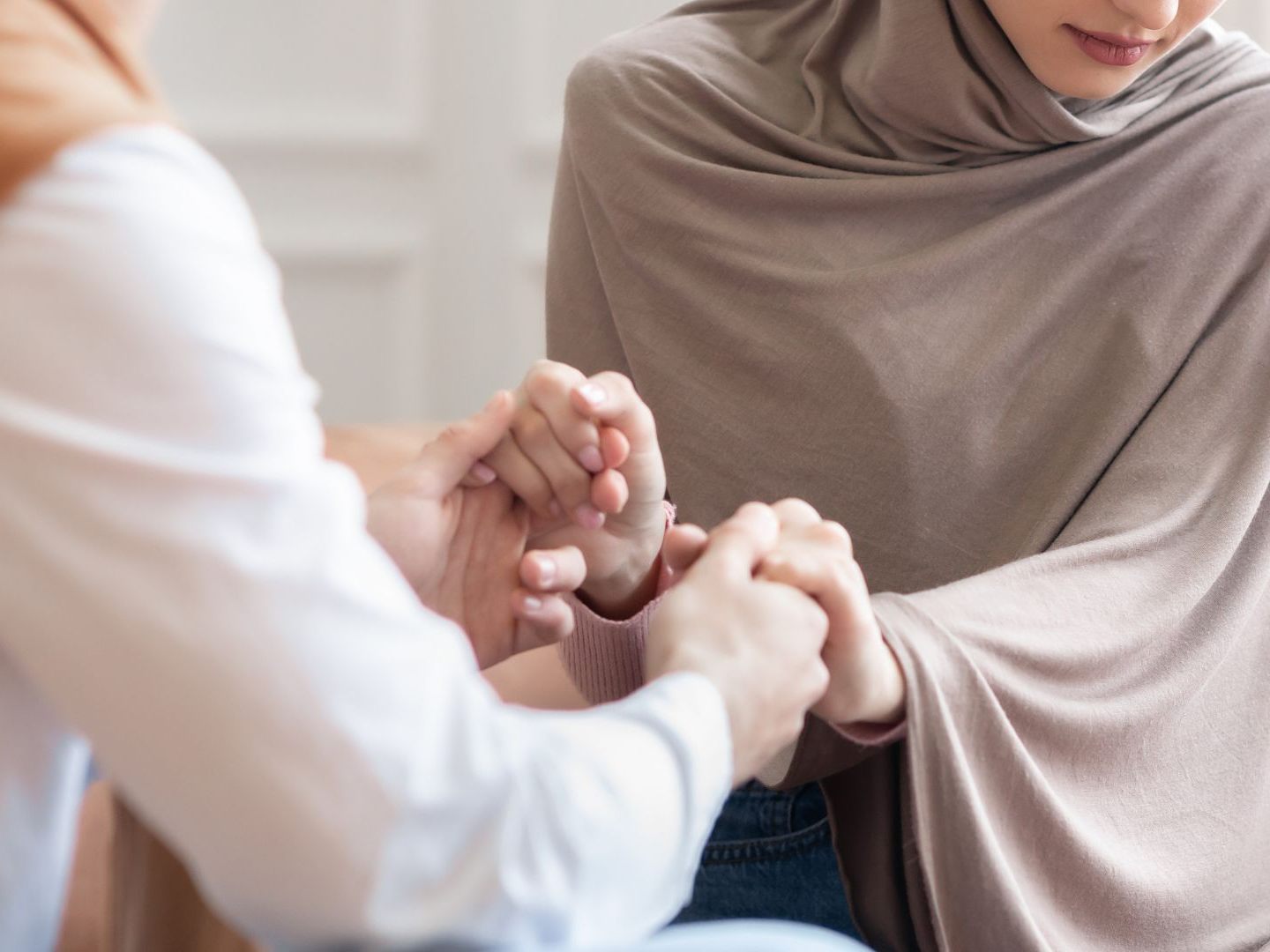 Wie viele Zwangsverheiratungen es jährlich in Österreich gibt, ist nicht bekannt. Wie viele Zwangsverheiratungen es jährlich in Österreich gibt, ist nicht bekannt.