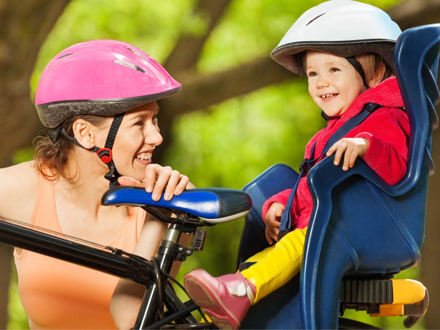 Der ÖAMTC hat acht Fahrrad-Kindersitz-Modelle getestet. Der ÖAMTC hat acht Fahrrad-Kindersitz-Modelle getestet.