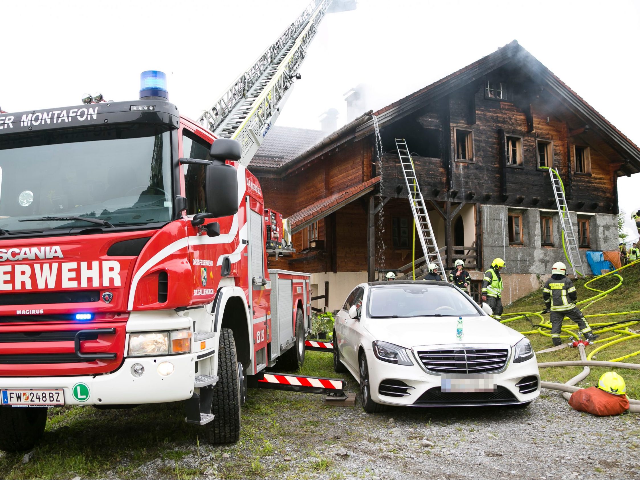 Dachstuhlbrand in Bartholomäberg.