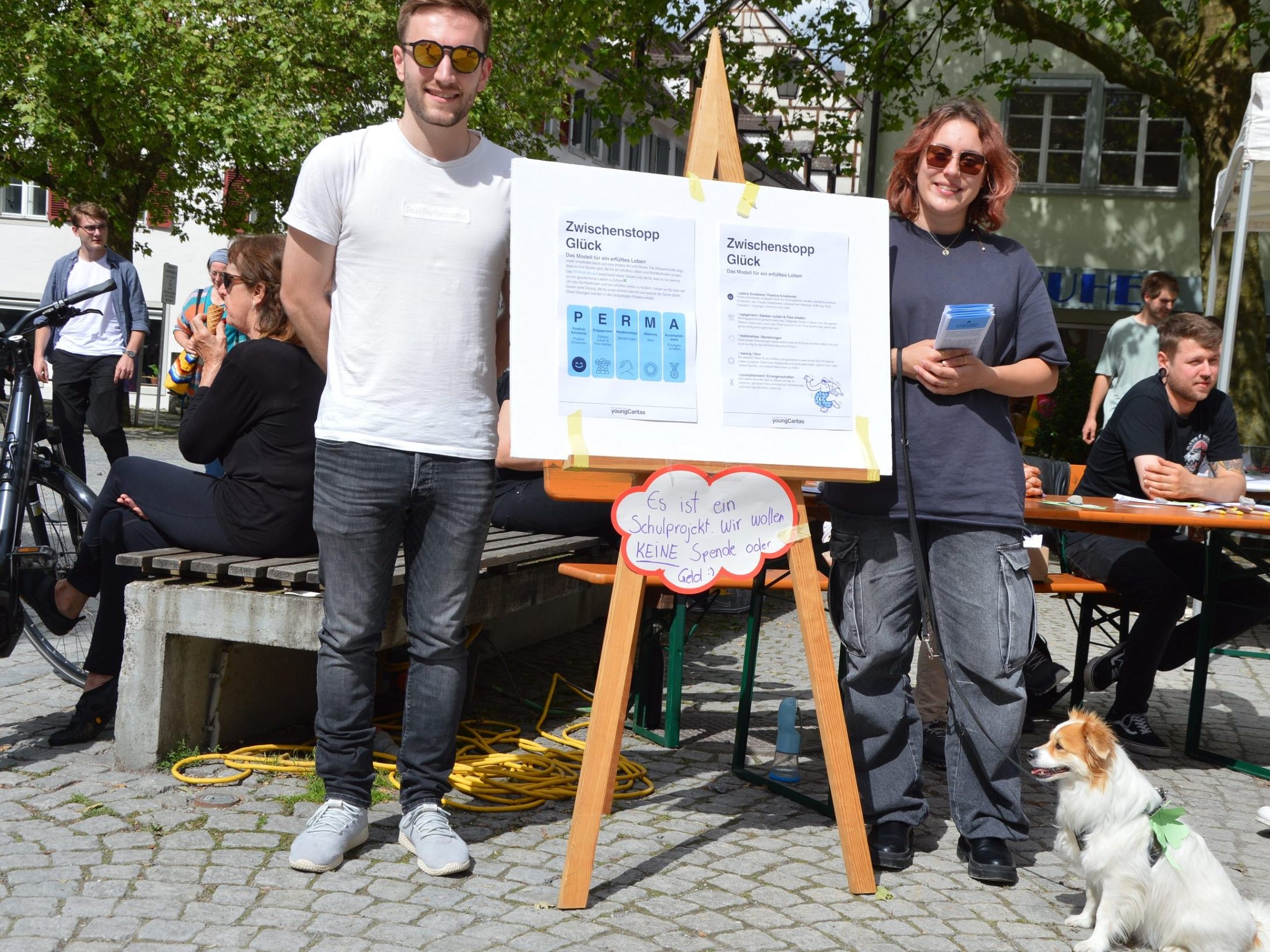 Was bedeutet Glück? FH-Student*innen gingen dieser Frage nach. Was bedeutet Glück? FH-Student*innen gingen dieser Frage nach.