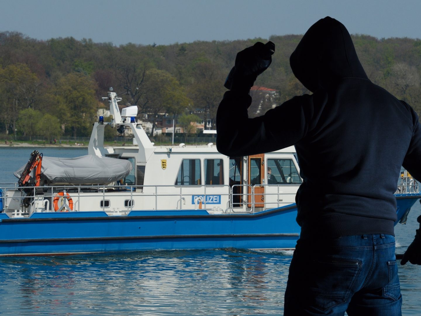 Dreister Diebstahl auf einem Polizeiboot Dreister Diebstahl auf einem Polizeiboot