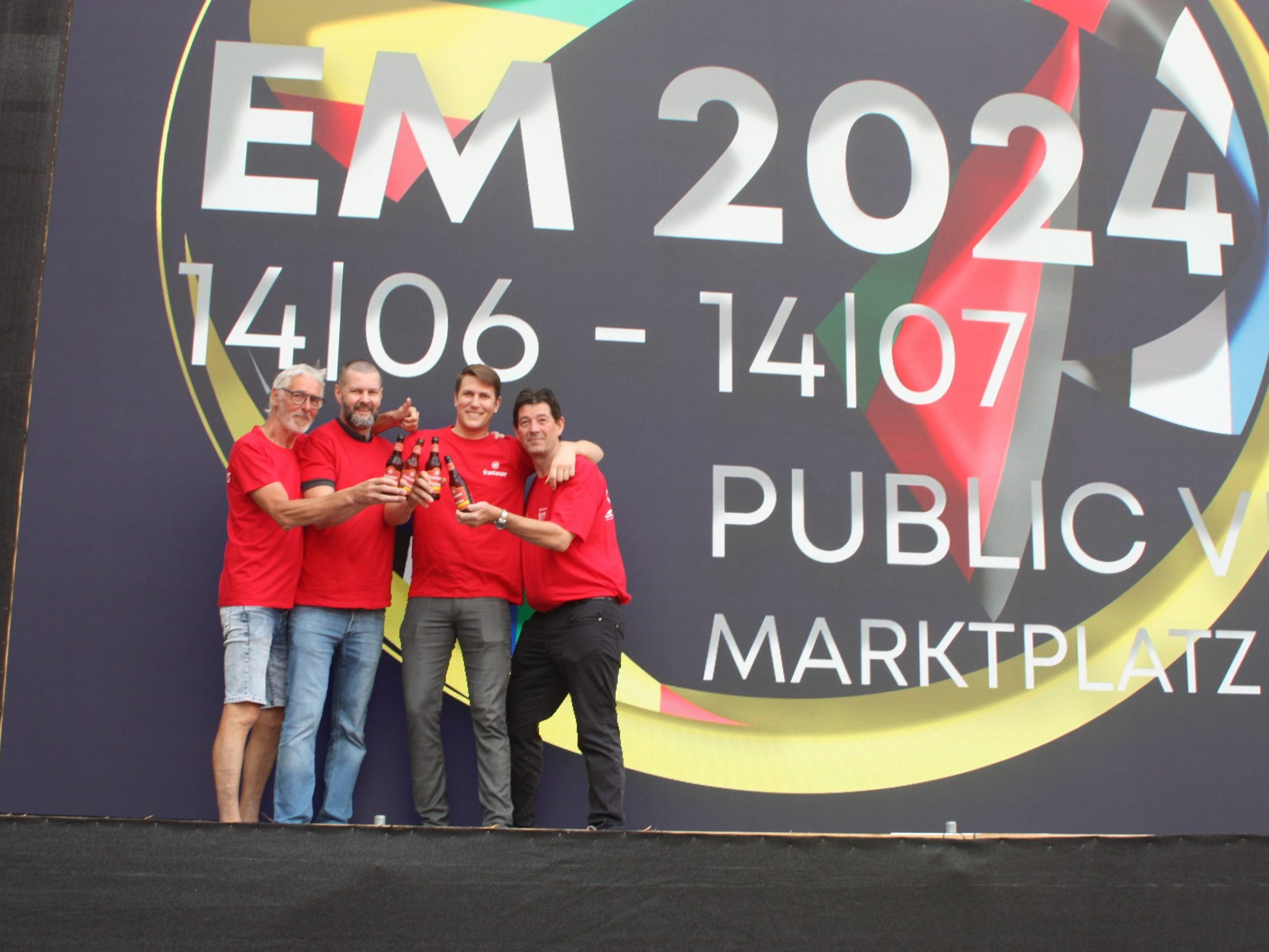 Armin Wille, Aleksandar Milojevic, Dominic Mayer und Roland Vith freuen sich am Marktplatz auf Tausende Gäste. Armin Wille, Aleksandar Milojevic, Dominic Mayer und Roland Vith freuen sich am Marktplatz auf Tausende Gäste.