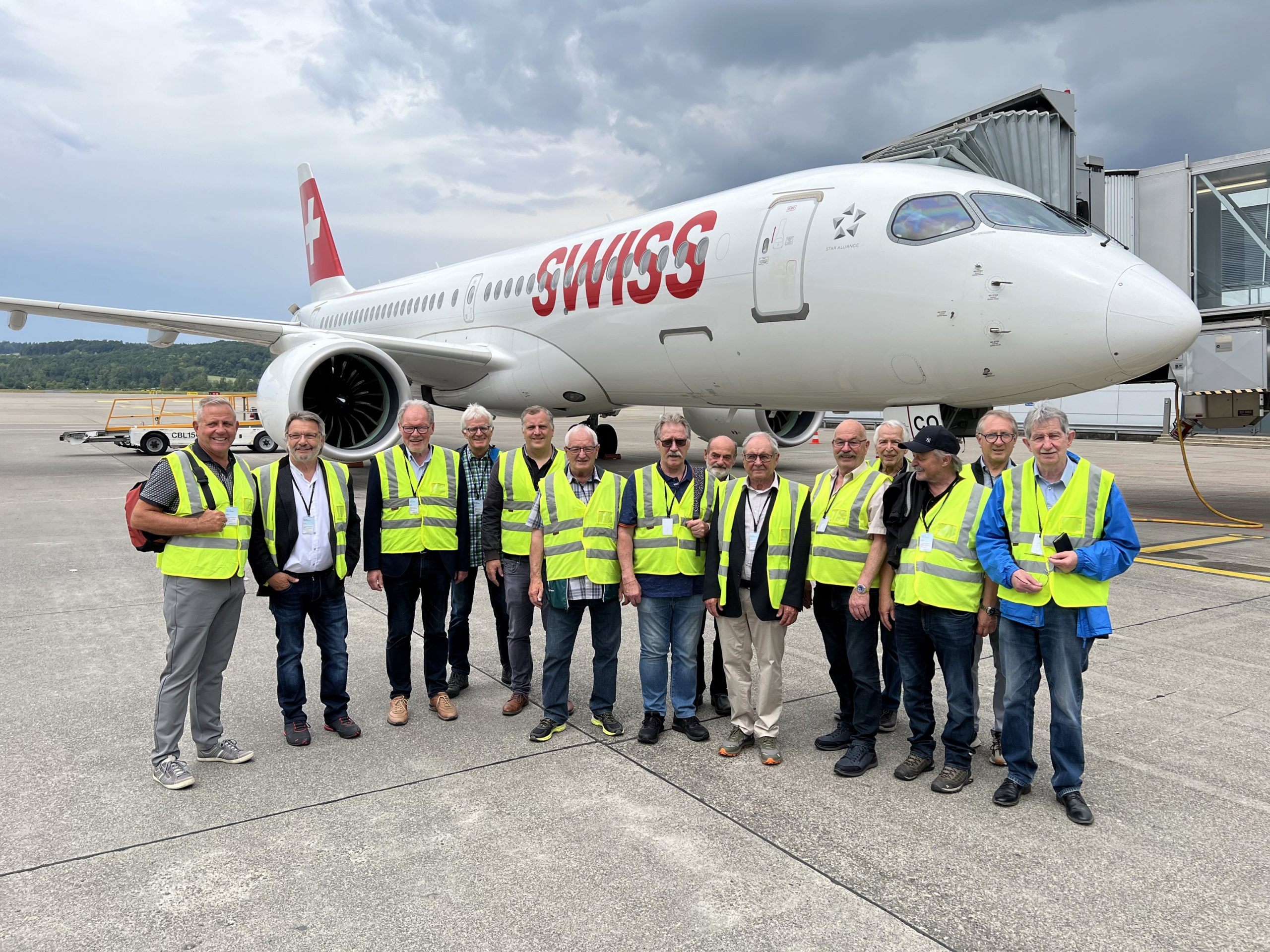 Der Kameradschaftsbund besichtigte beim Ausflug in Zürich modernste Technik und Logistik.