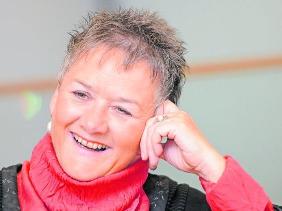 Inge Patsch spricht am 27. Juni 2024 um 19:30 Uhr in der AK Reihe „Wissen fürs Leben“ über Zuversicht in düsteren Zeiten. Inge Patsch spricht am 27. Juni 2024 um 19:30 Uhr in der AK Reihe „Wissen fürs Leben“ über Zuversicht in düsteren Zeiten.