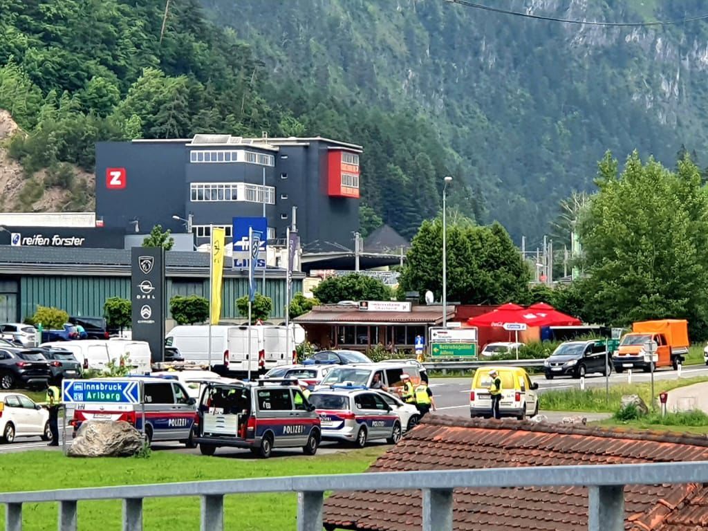 Alkohol- und Suchtmittelschwerpunktkontrollen der Polizei in den Bezirken Bludenz und Feldkirch.