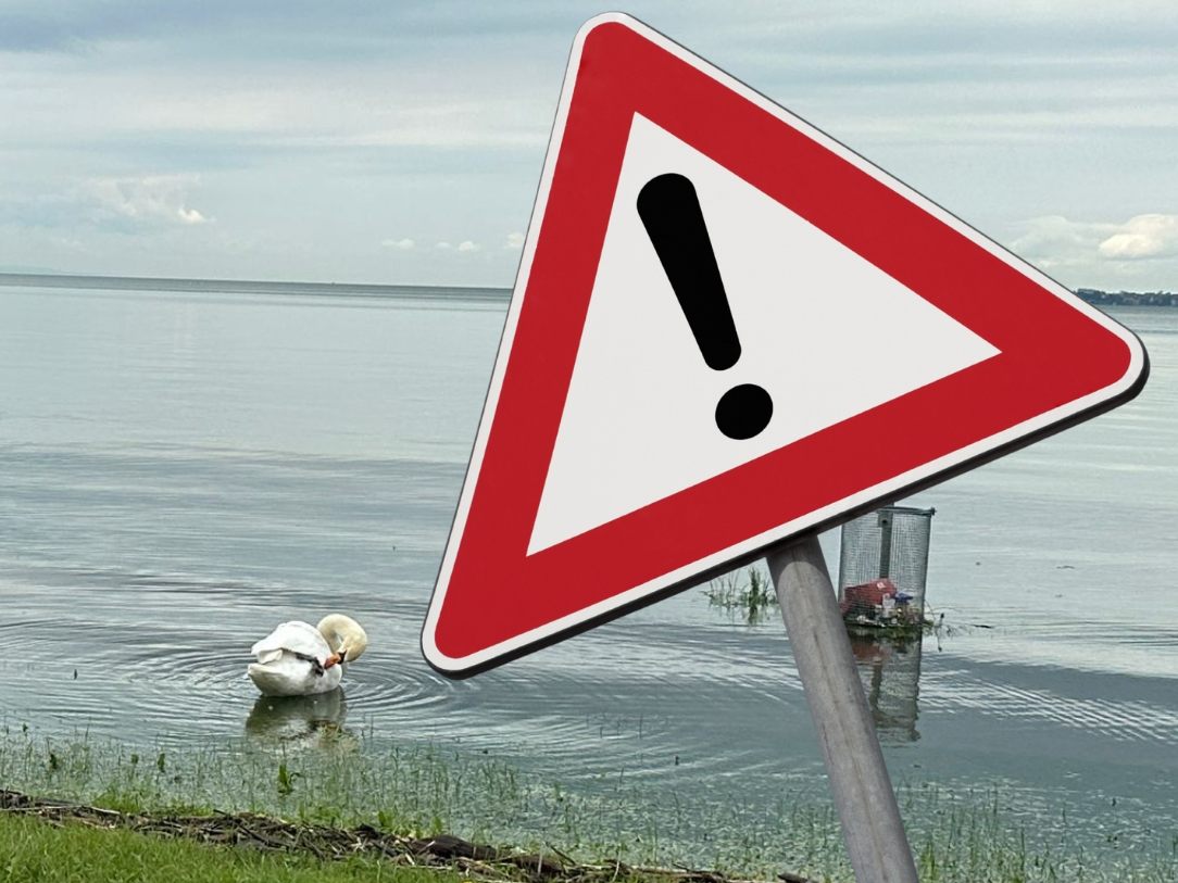 Der Pegelstand des Bodensees war nach Angaben des Portals von Montag auf Dienstag um weitere vier Zentimeter gestiegen. (Symbolbild) Der Pegelstand des Bodensees war nach Angaben des Portals von Montag auf Dienstag um weitere vier Zentimeter gestiegen. (Symbolbild)