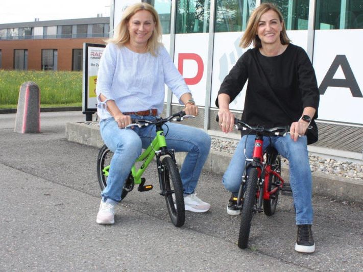 Silvia Andrich Nenning und Andrea Deutschl (l.) hoffen auf Hunderte Kinder die beim Käferle Kids Cup teilnehmen. Silvia Andrich Nenning und Andrea Deutschl (l.) hoffen auf Hunderte Kinder die beim Käferle Kids Cup teilnehmen.