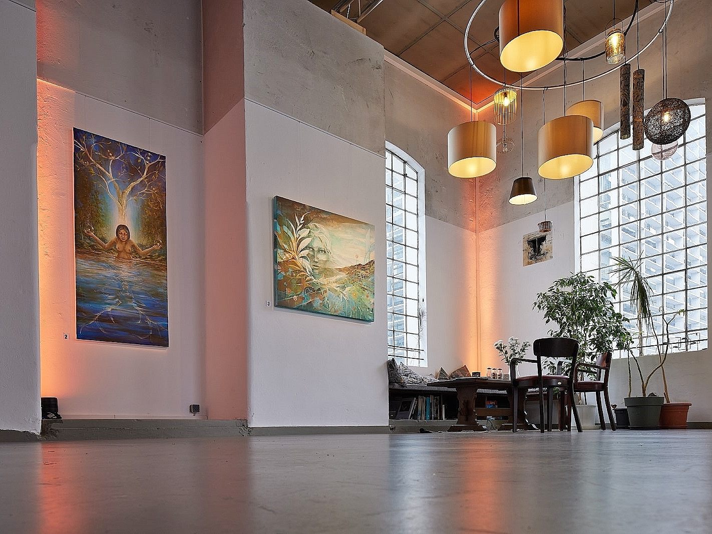 "Vier Künstler, sieben Stunden" – das Krafthaus Dornbirn lädt am 6. Juli zur einzigartigen Blitz-Ausstellung in Rhomberg's Fabrik ein. "Vier Künstler, sieben Stunden" – das Krafthaus Dornbirn lädt am 6. Juli zur einzigartigen Blitz-Ausstellung in Rhomberg's Fabrik ein.