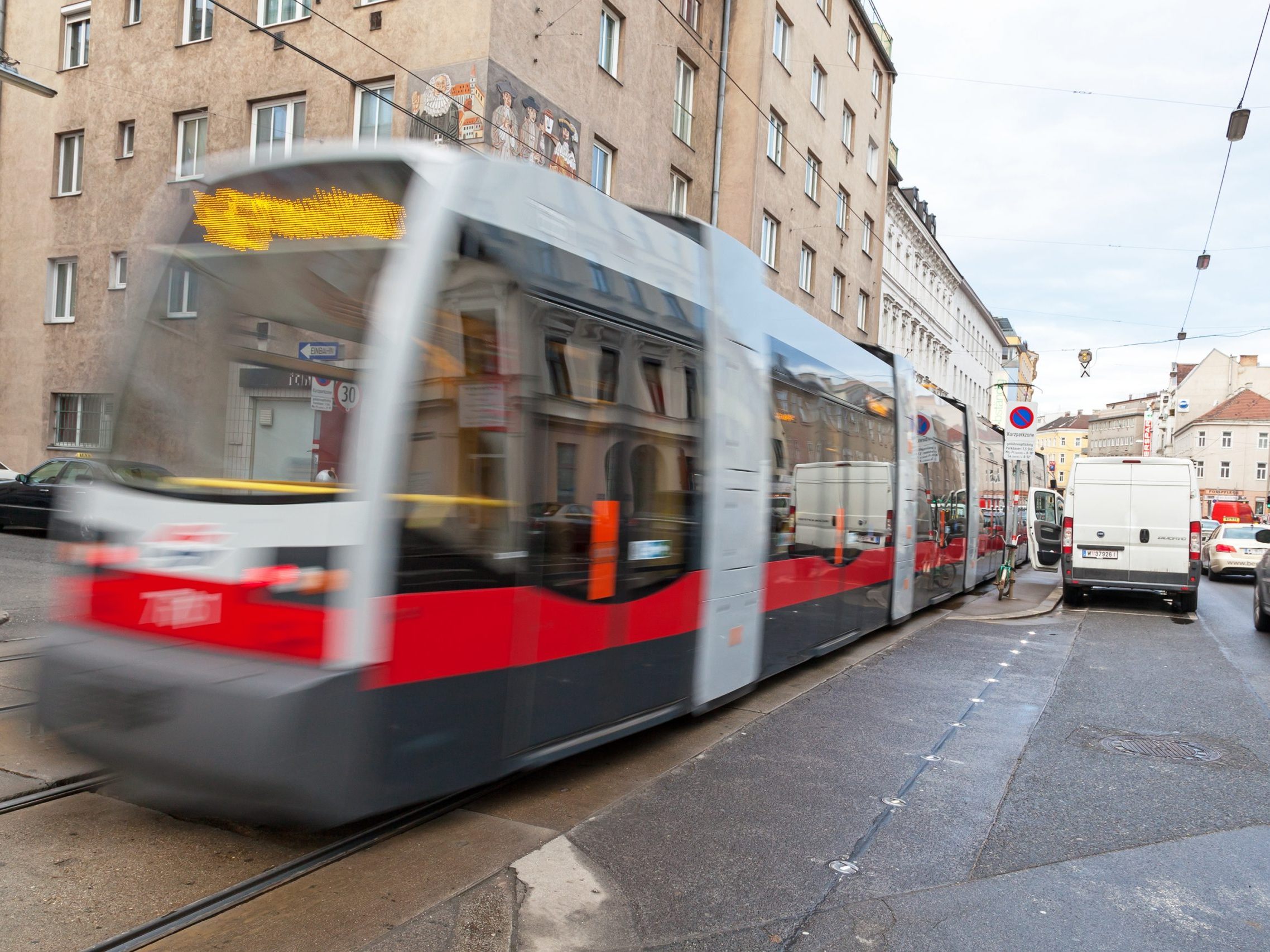 Tödlicher Bim-Unfall in Wien-Hernals. Tödlicher Bim-Unfall in Wien-Hernals.